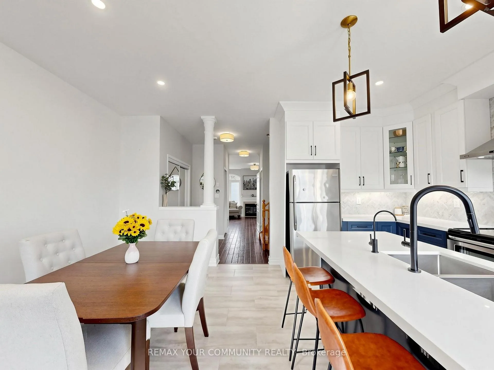 Photo 20 of 2327 Sutton Drive, Burlington, Orchard — HOMEH