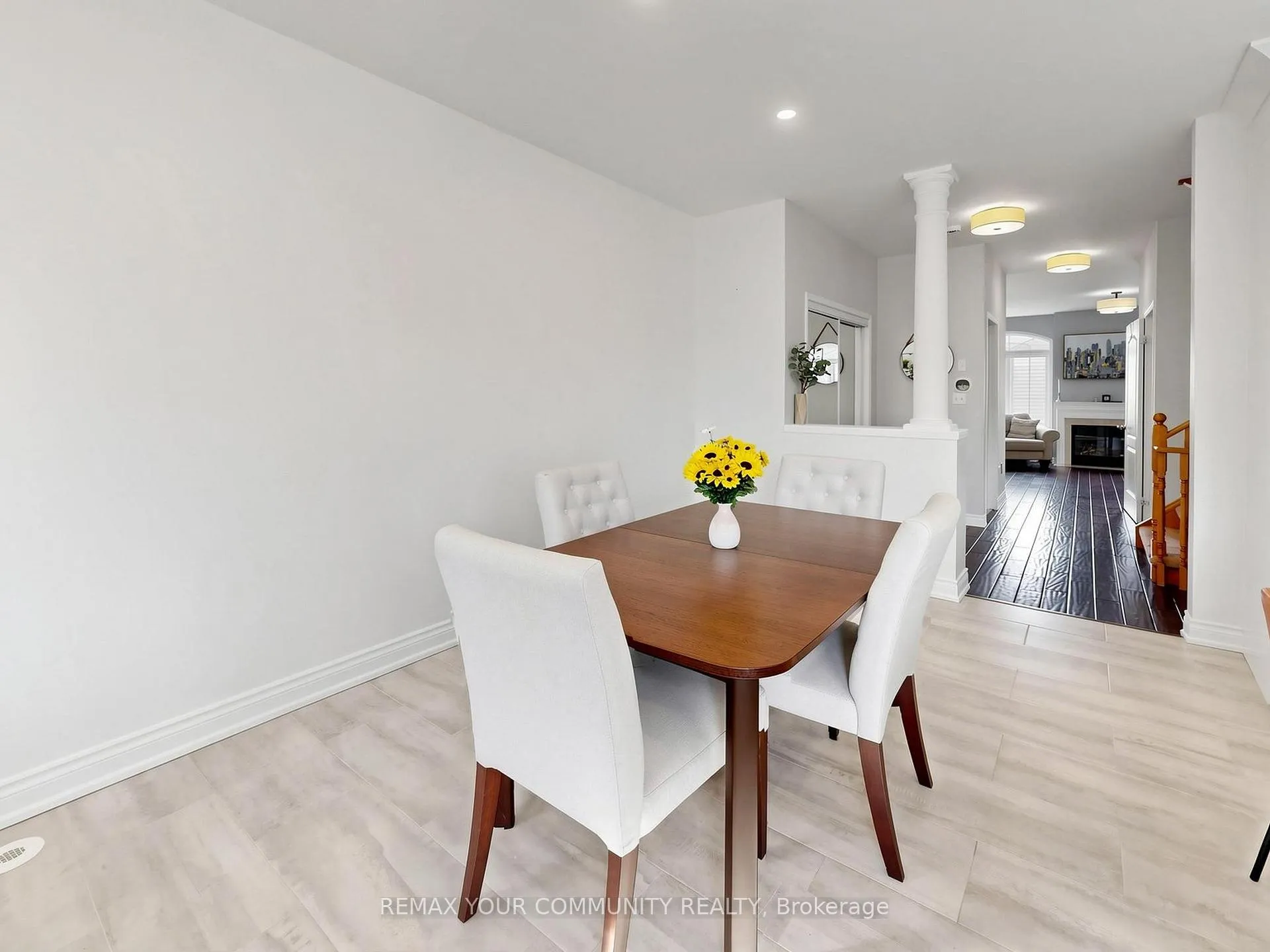 Photo 21 of 2327 Sutton Drive, Burlington, Orchard — HOMEH