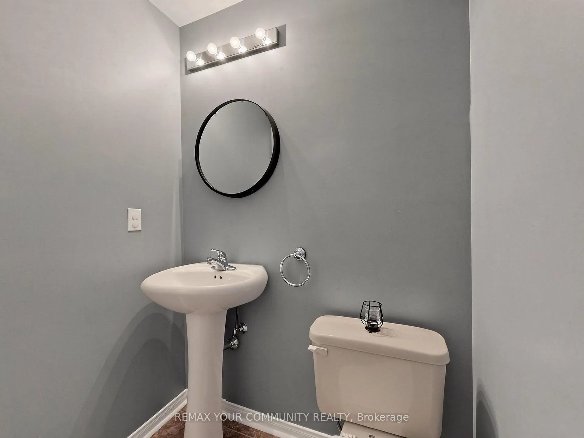 Photo 24 of 2327 Sutton Drive, Burlington, Orchard — HOMEH