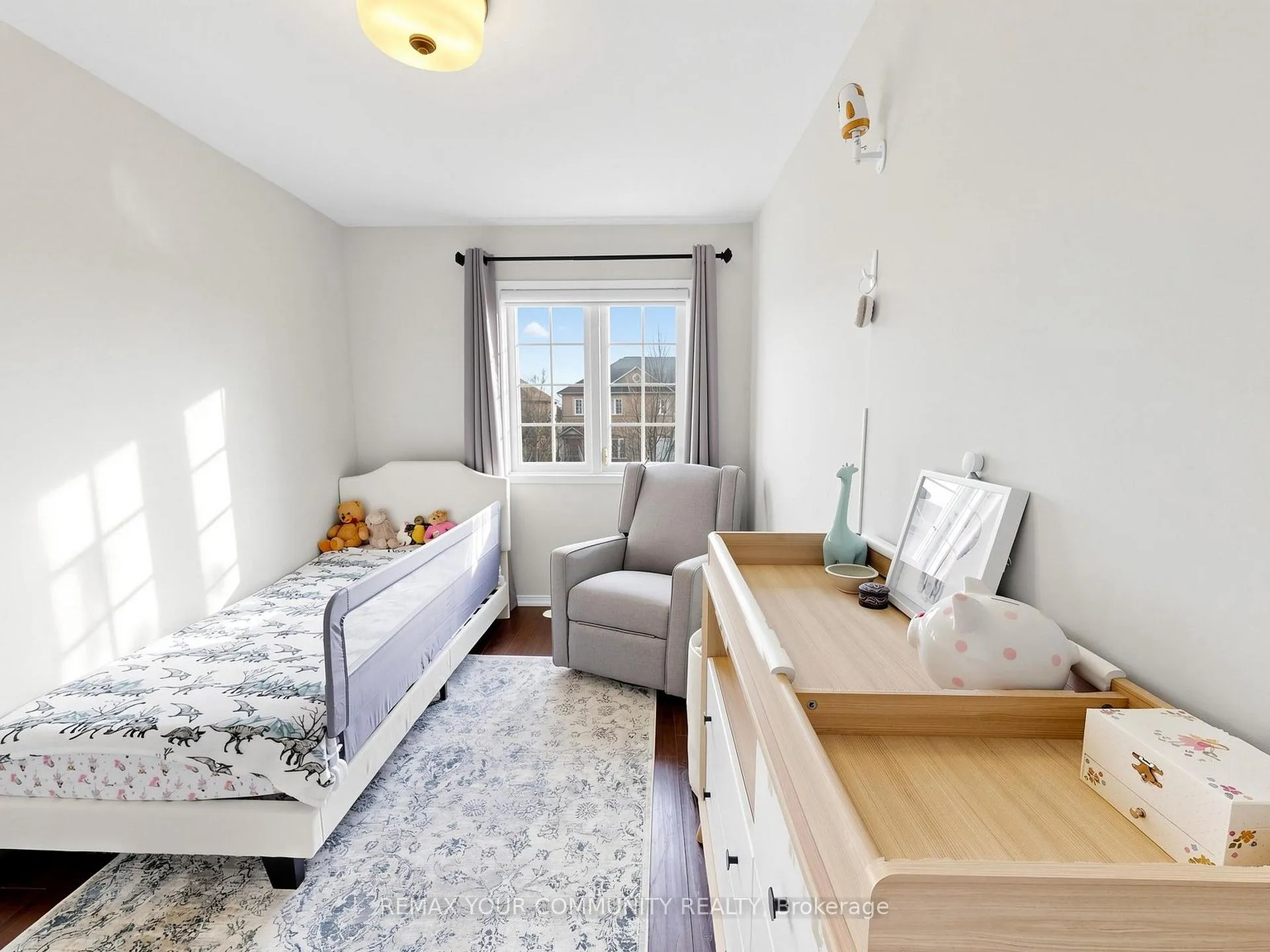 Photo 36 of 2327 Sutton Drive, Burlington, Orchard — HOMEH