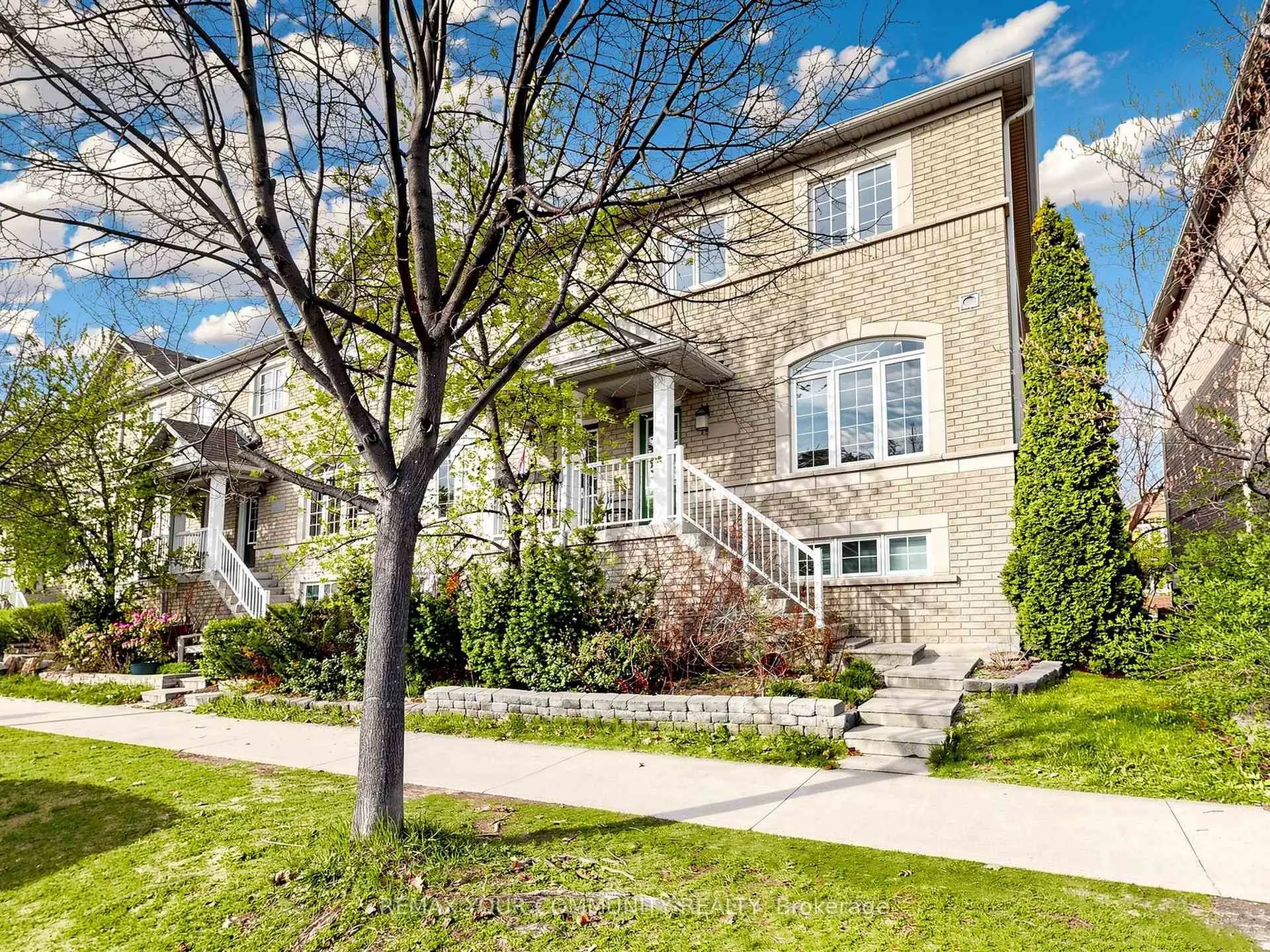 Photo 40 of 2327 Sutton Drive, Burlington, Orchard — HOMEH