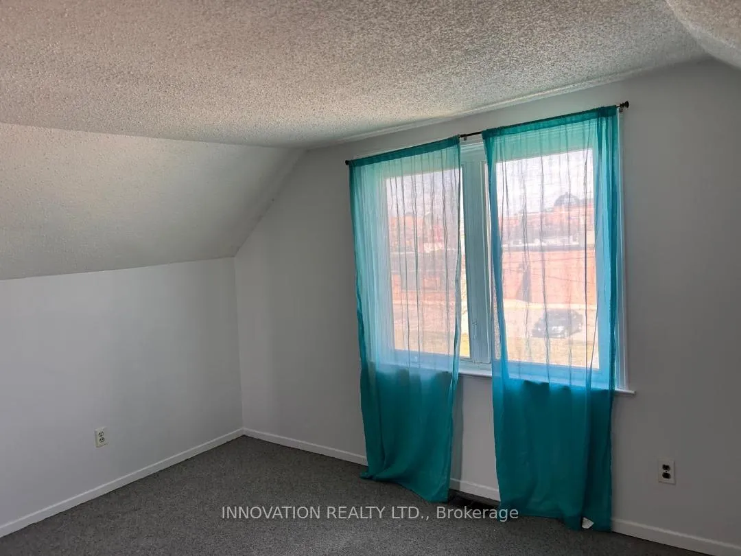 Photo 15 of 1146 Gabriel Street, Ottawa, Convent Glen South — HOMEH
