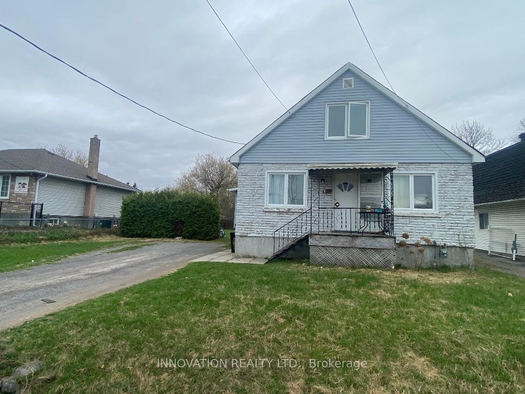 Photo 2 of 1146 Gabriel Street, Ottawa, Convent Glen South — HOMEH