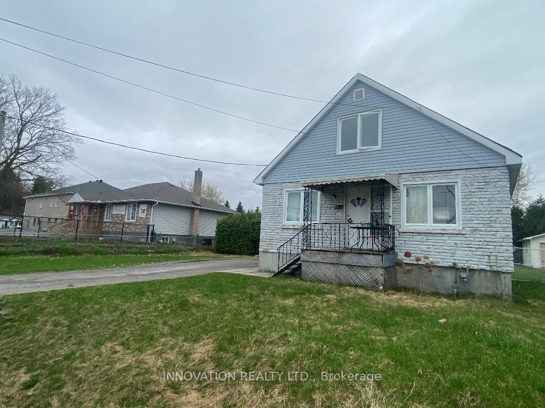 Photo 3 of 1146 Gabriel Street, Ottawa, Convent Glen South — HOMEH