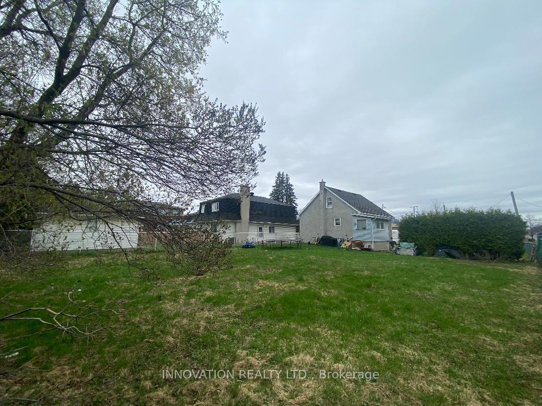 Photo 6 of 1146 Gabriel Street, Ottawa, Convent Glen South — HOMEH