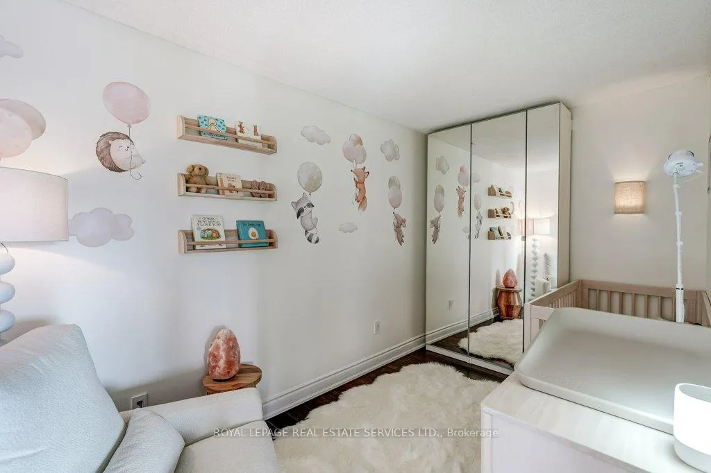 Photo 11 of Unit 502, 1700 The Collegeway, Mississauga, Erin Mills — HOMEH