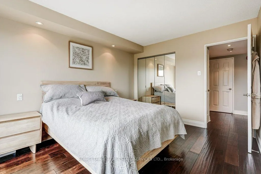 Photo 14 of Unit 502, 1700 The Collegeway, Mississauga, Erin Mills — HOMEH
