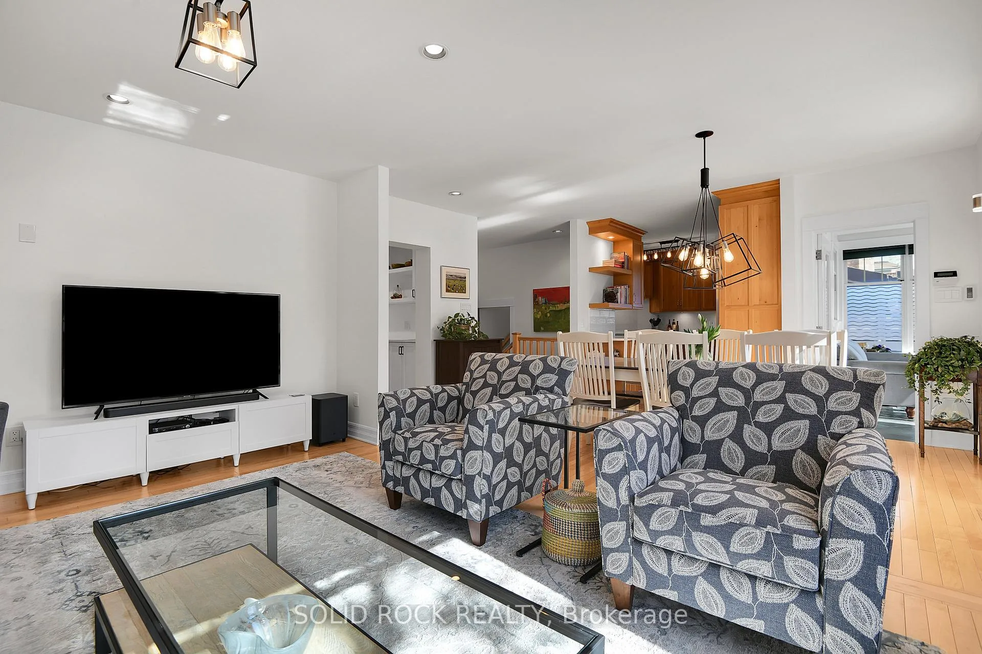 Photo 19 of 32 Clarendon Avenue, Ottawa, Ottawa West — HOMEH