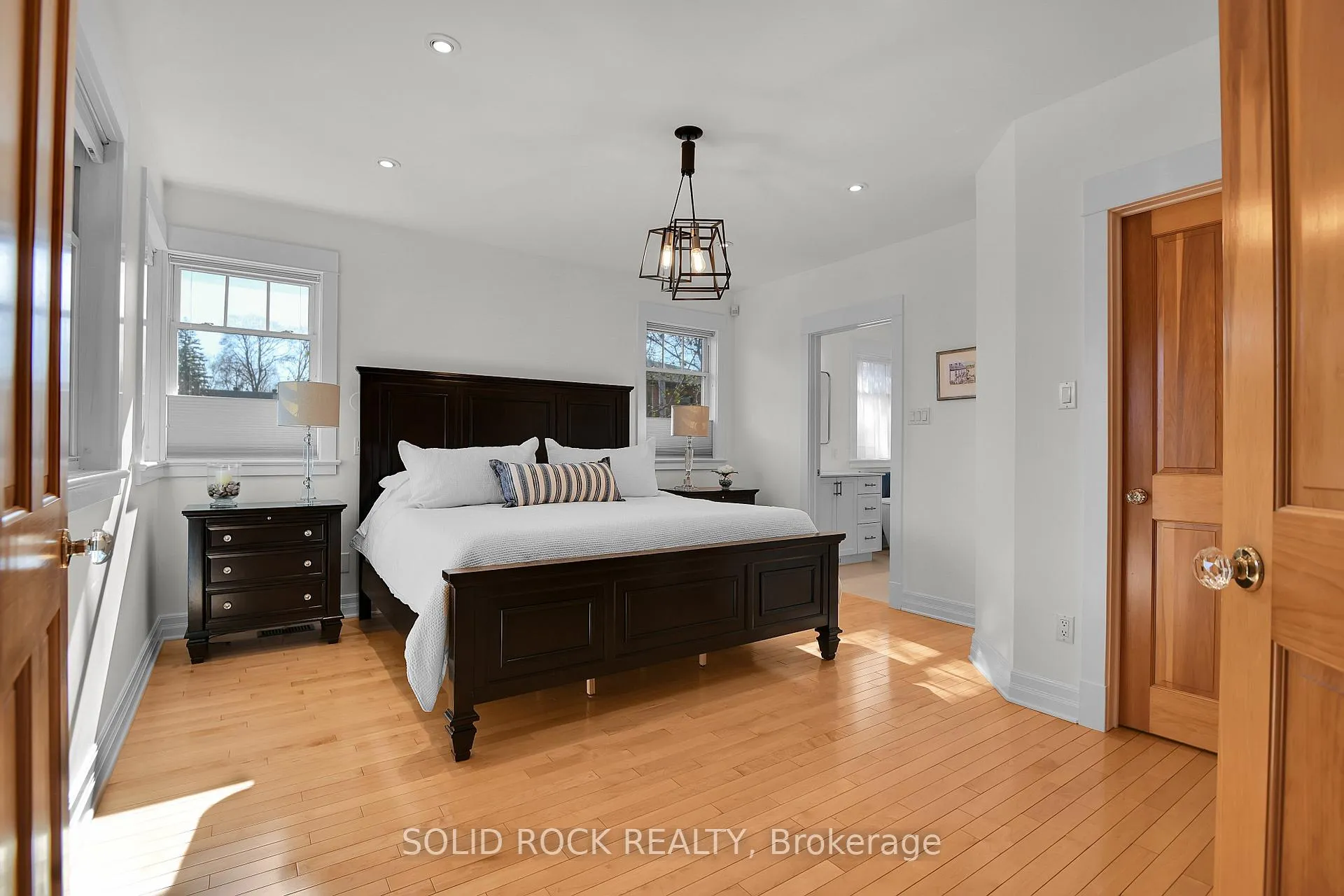 Photo 23 of 32 Clarendon Avenue, Ottawa, Ottawa West — HOMEH