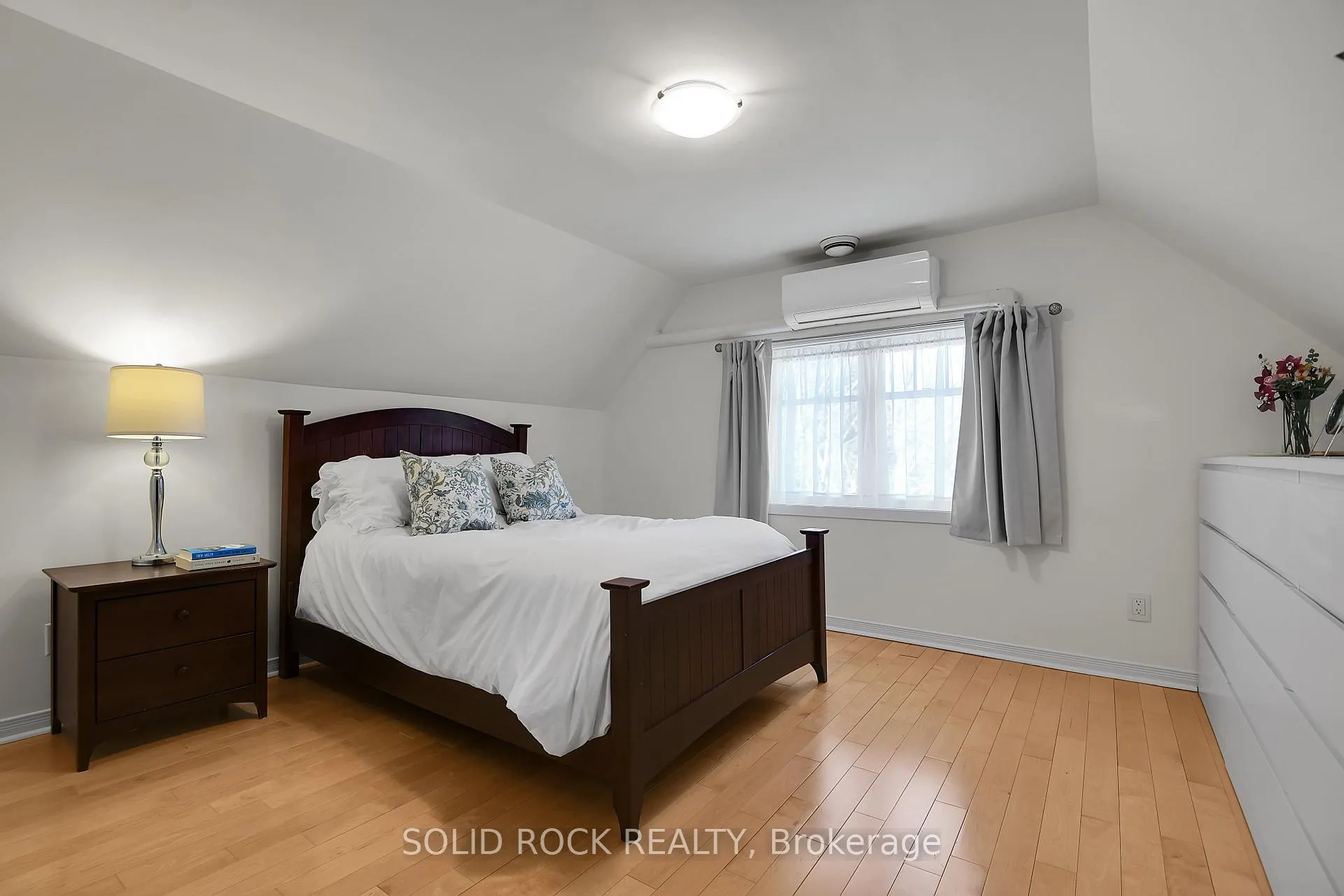 Photo 33 of 32 Clarendon Avenue, Ottawa, Ottawa West — HOMEH
