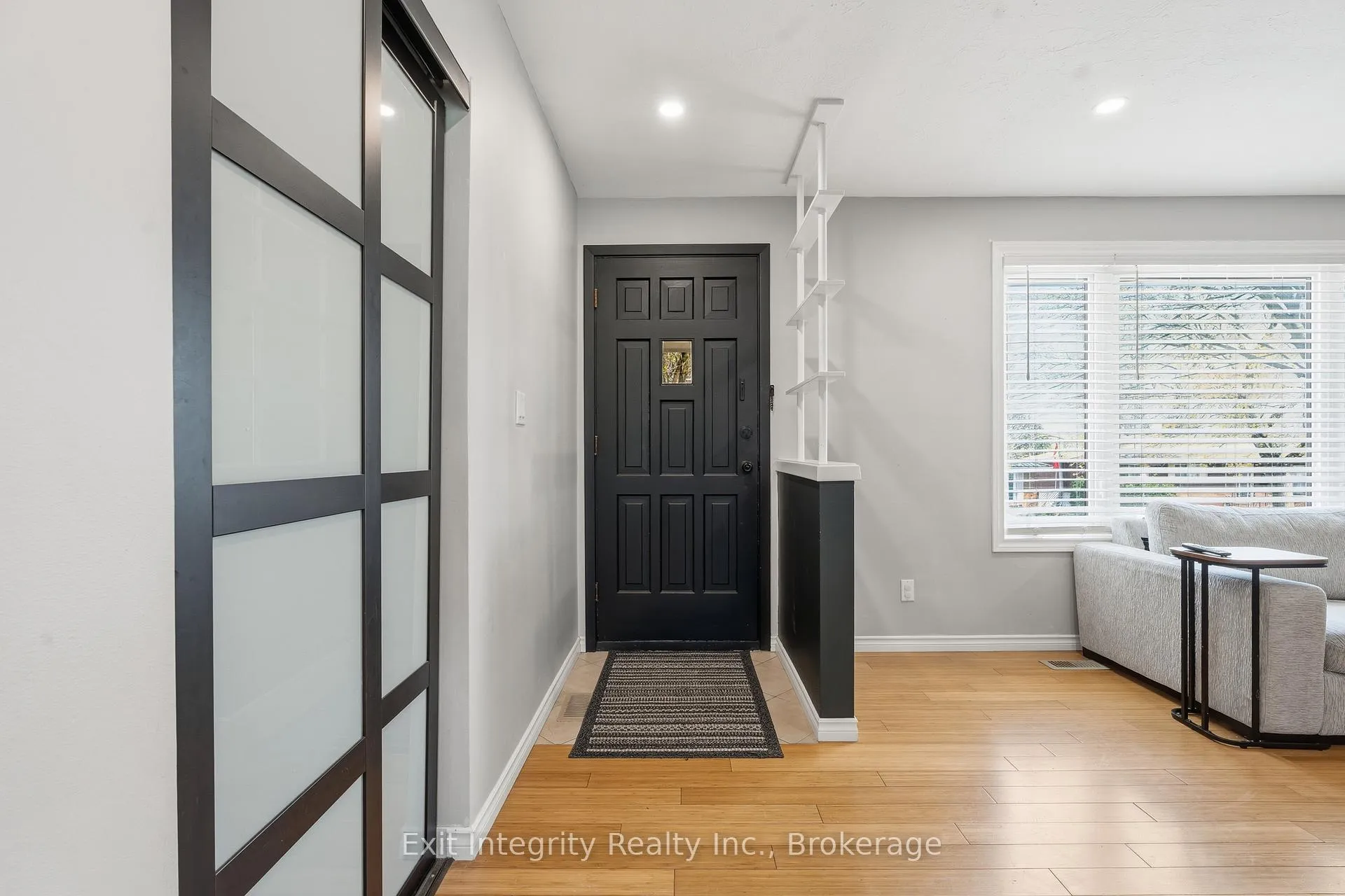 Photo 3 of 4 Howard Street, Norfolk, Simcoe — HOMEH