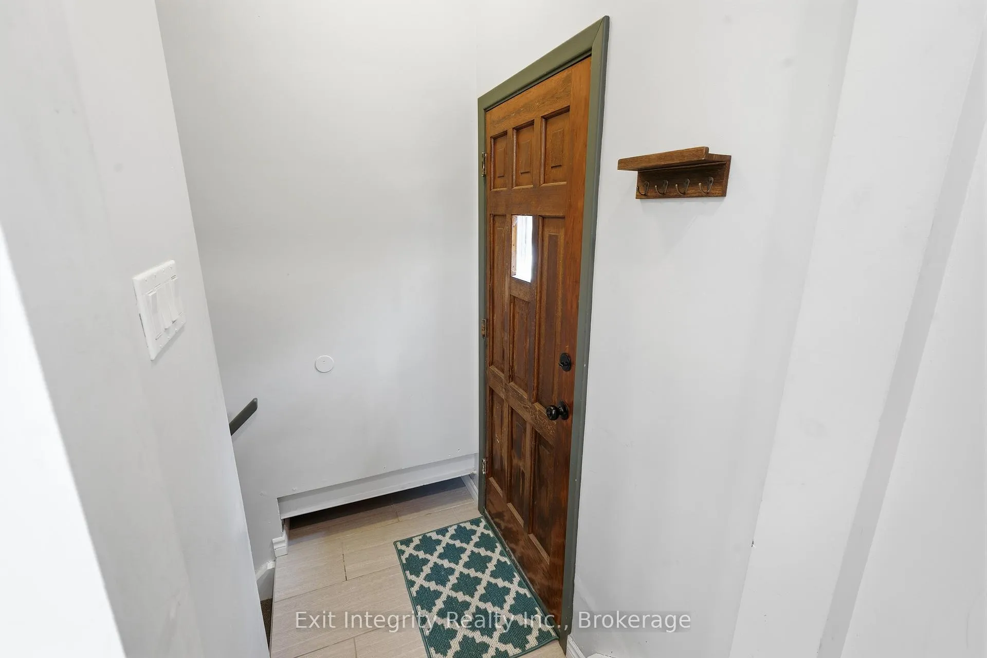 Photo 19 of 4 Howard Street, Norfolk, Simcoe — HOMEH