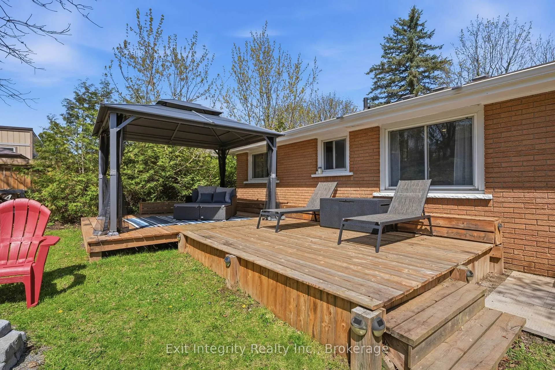 Photo 30 of 4 Howard Street, Norfolk, Simcoe — HOMEH