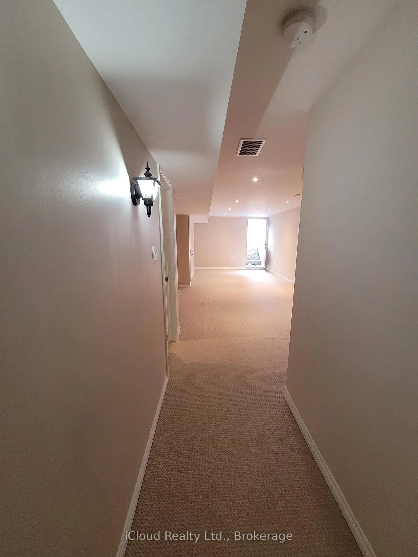Photo 6 of 3103 Harris-Basement Crescent, Mississauga, Meadowvale — HOMEH