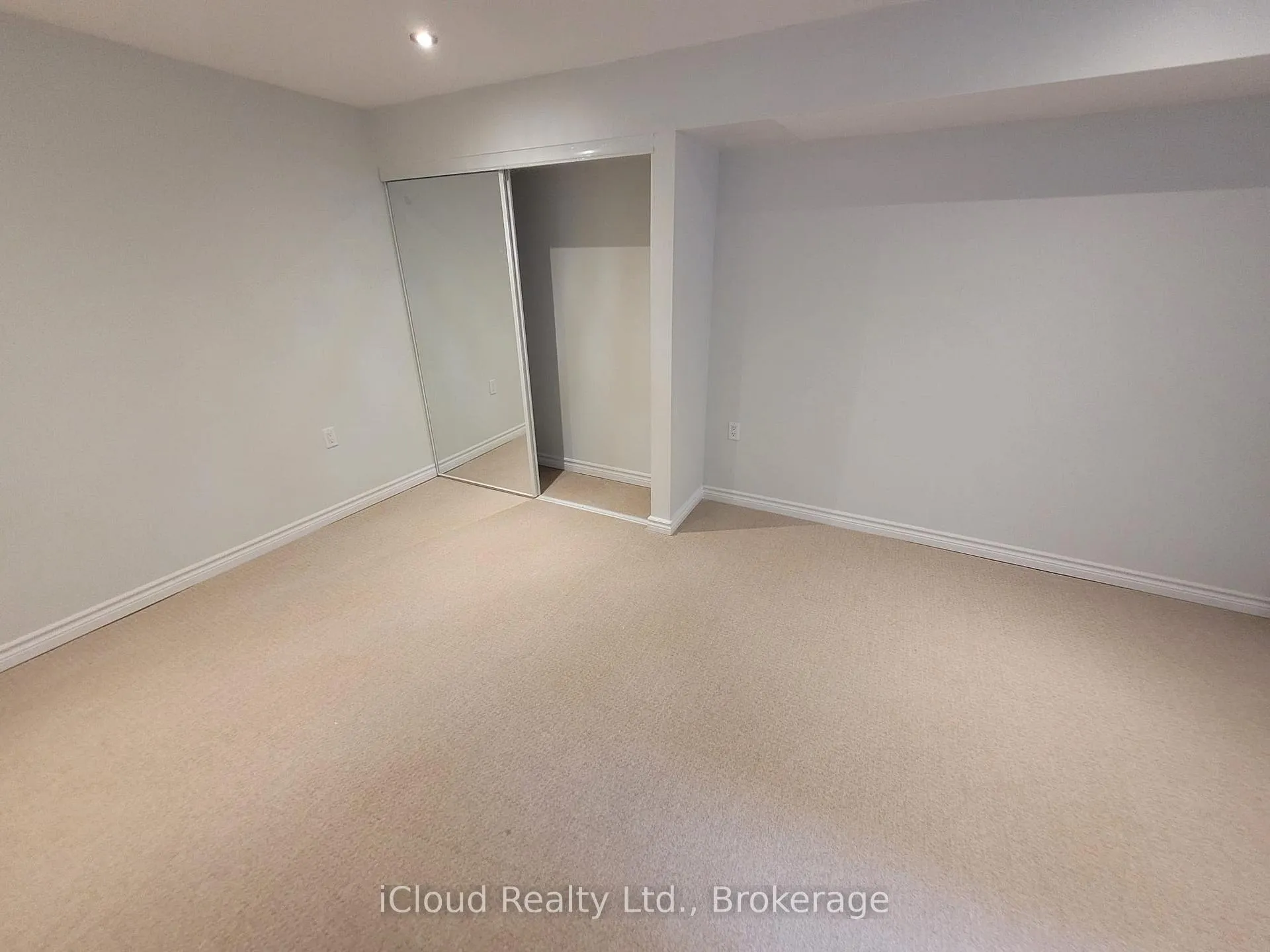 Photo 7 of 3103 Harris-Basement Crescent, Mississauga, Meadowvale — HOMEH