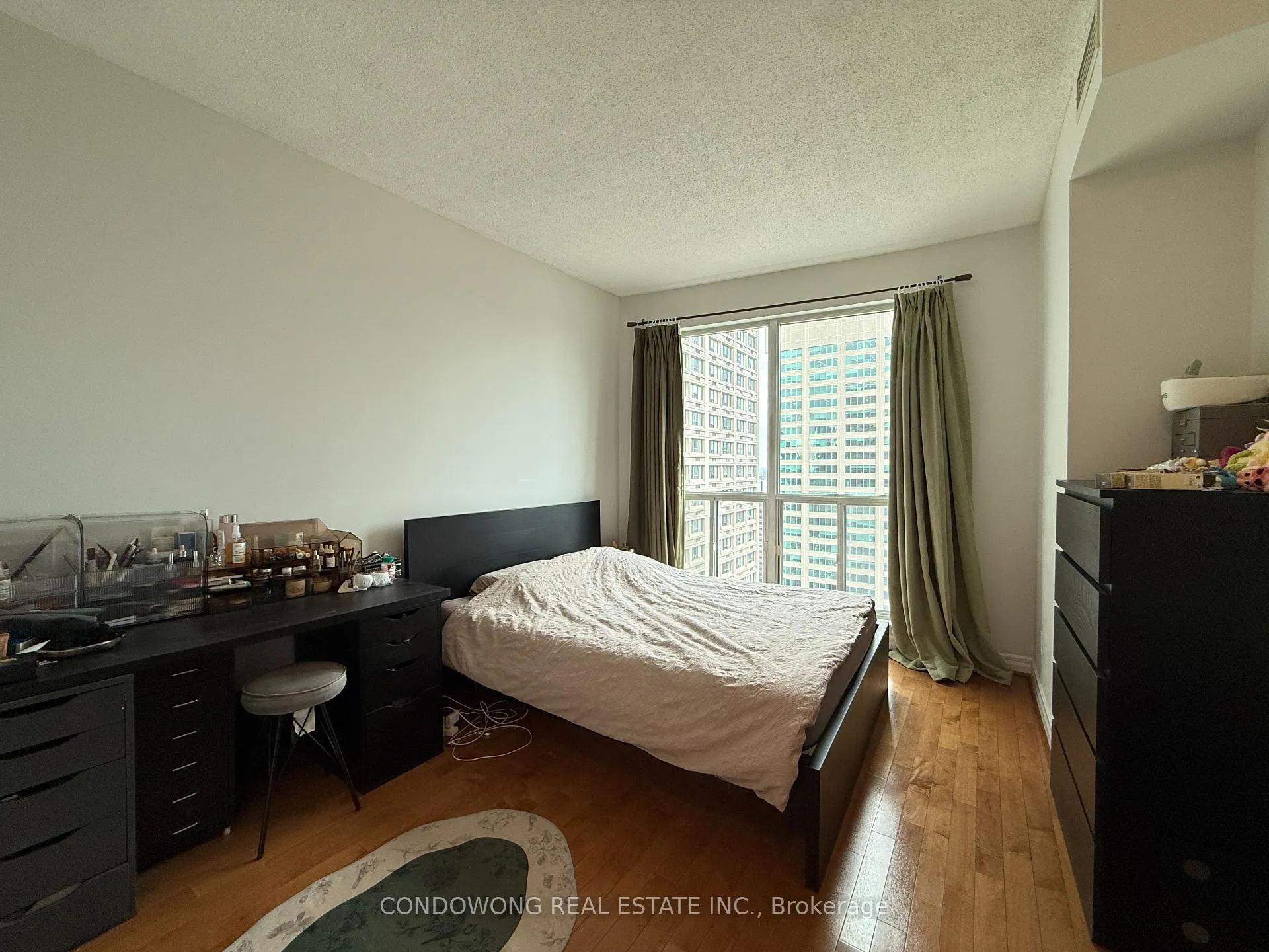 Photo 5 of Unit 3812, 8 Park Road, Toronto, Rosedale-Moore Park — HOMEH