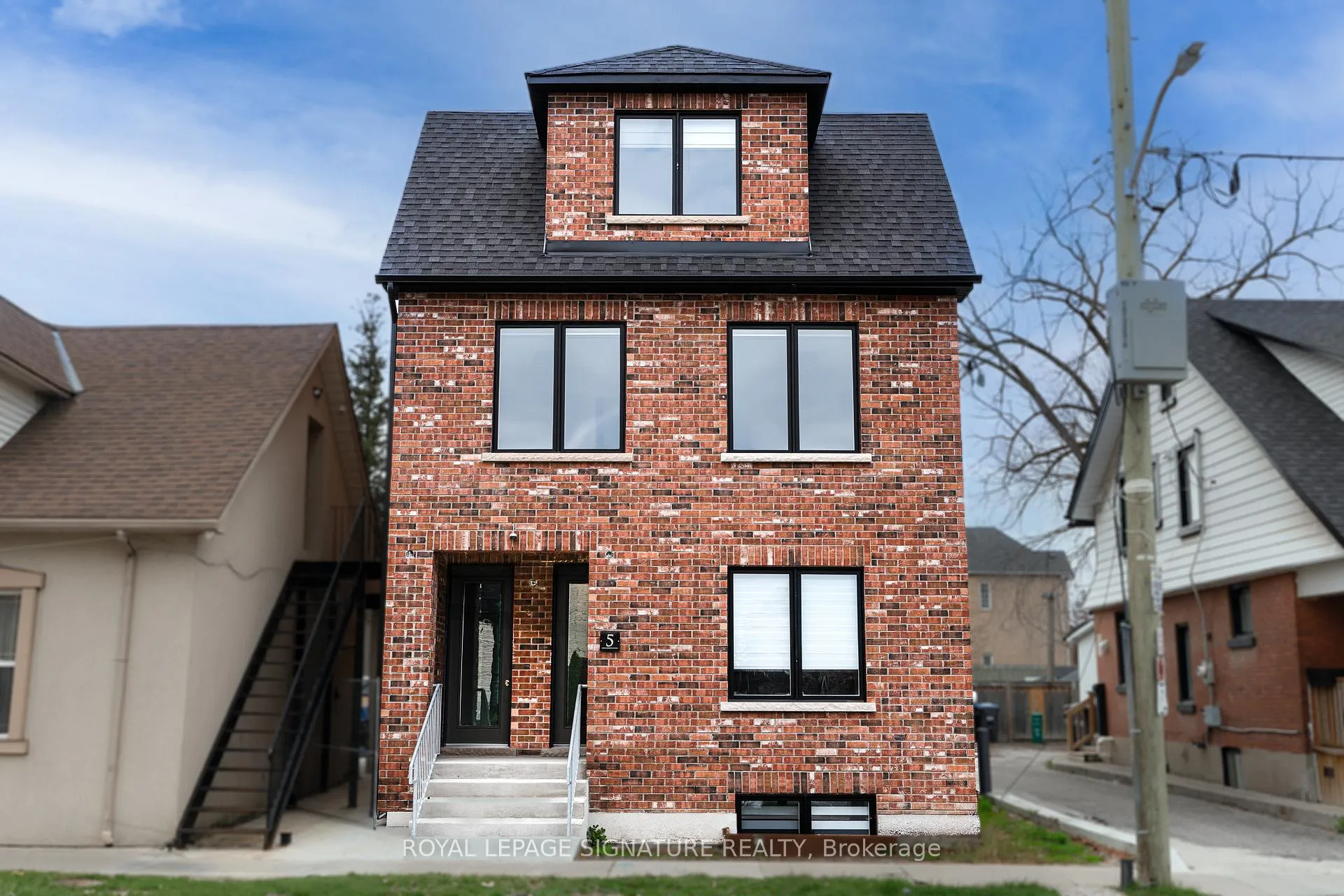 Photo 1 of Unit #2, 5 Mill Street N, Brampton, Downtown Brampton — HOMEH