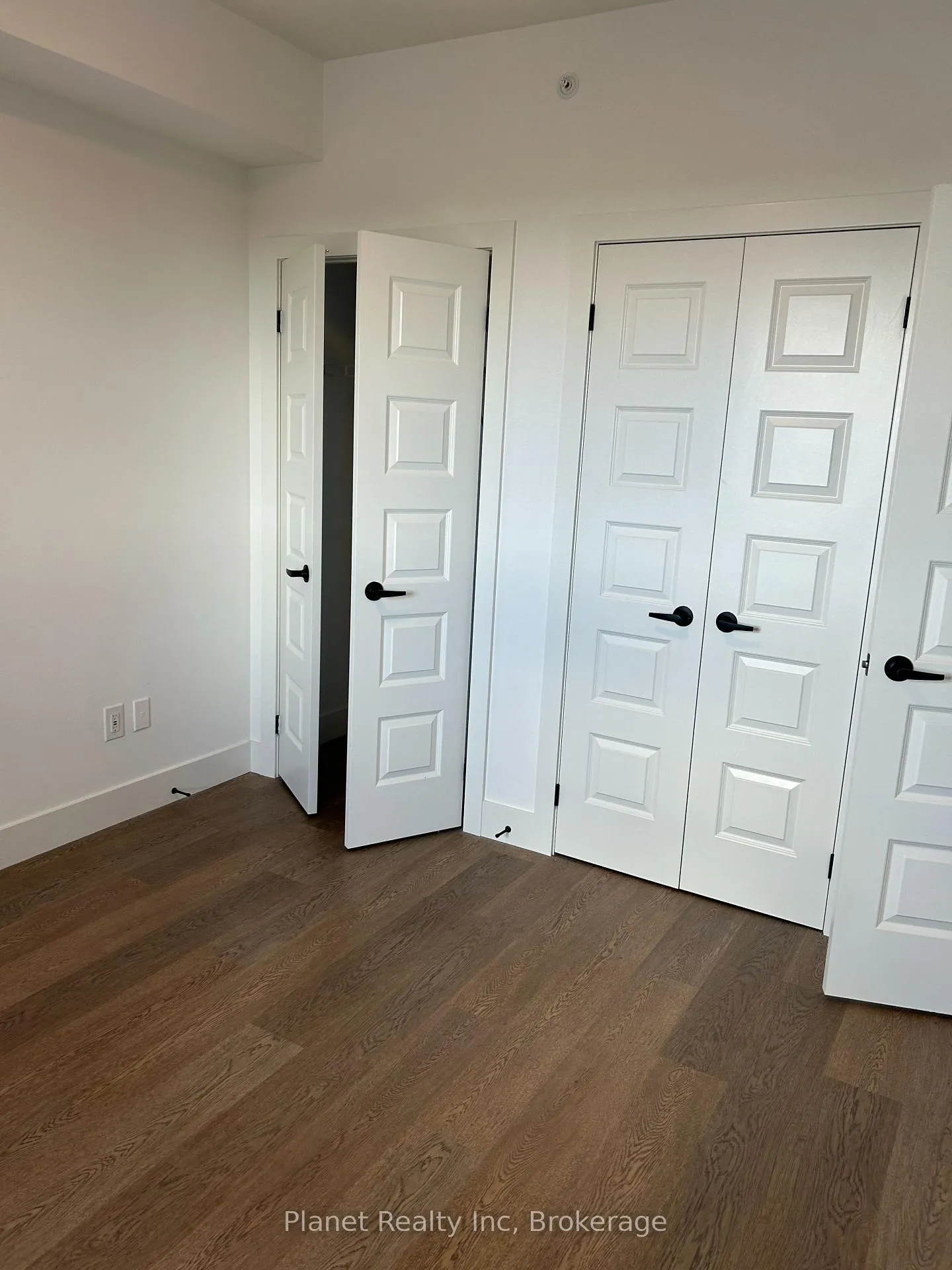 Photo 11 of Unit 611, 26 Lowes Road W, Guelph, Clairfields/Hanlon Business Park — HOMEH