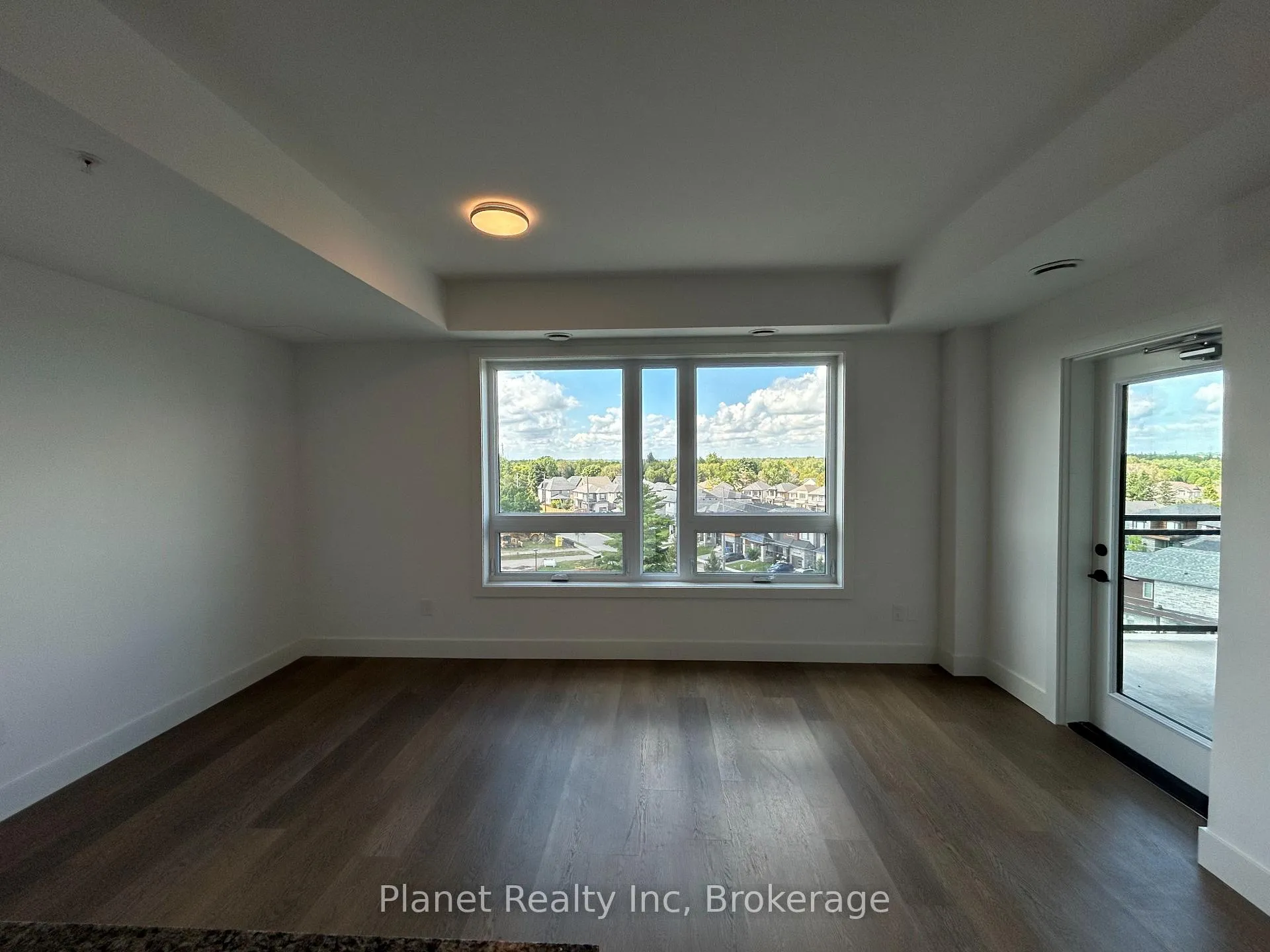 Photo 14 of Unit 611, 26 Lowes Road W, Guelph, Clairfields/Hanlon Business Park — HOMEH