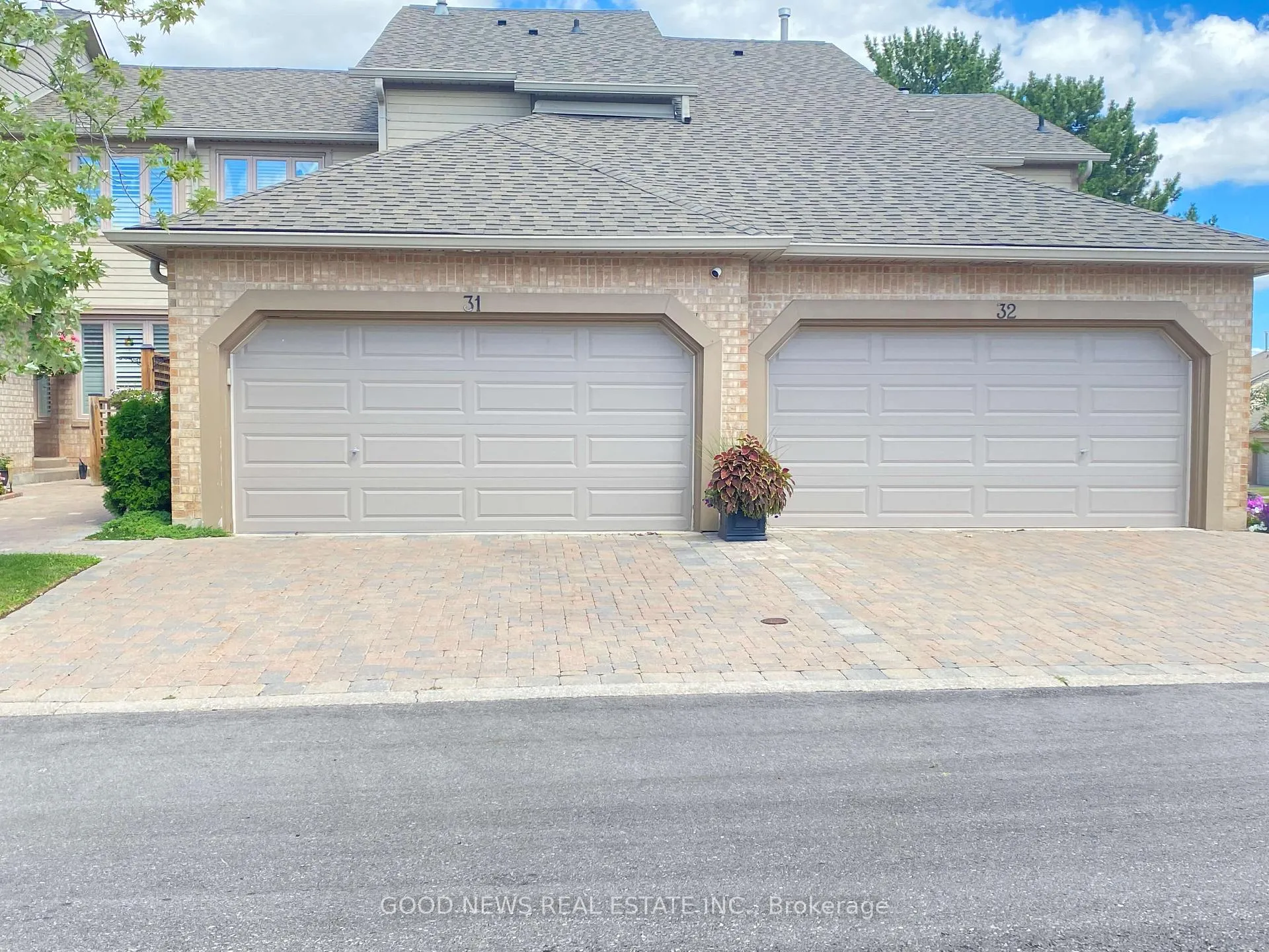 Photo 2 of Unit 31, 1725 The Chase, Mississauga, Central Erin Mills — HOMEH