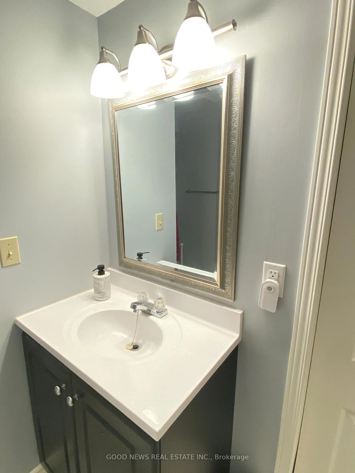 Photo 33 of Unit 31, 1725 The Chase, Mississauga, Central Erin Mills — HOMEH