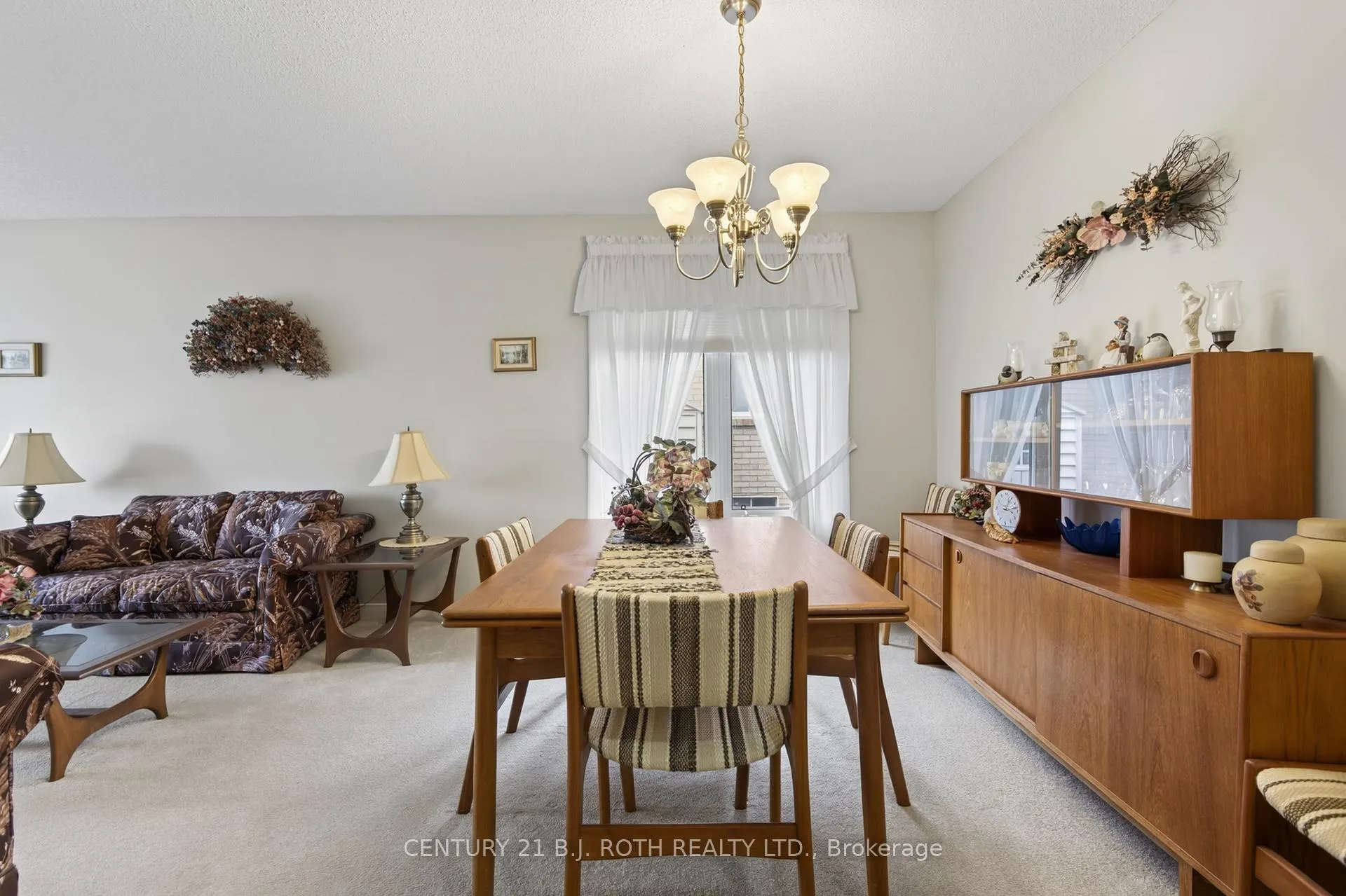 Photo 11 of 164 Livingstone Street W, Barrie, West Bayfield — HOMEH