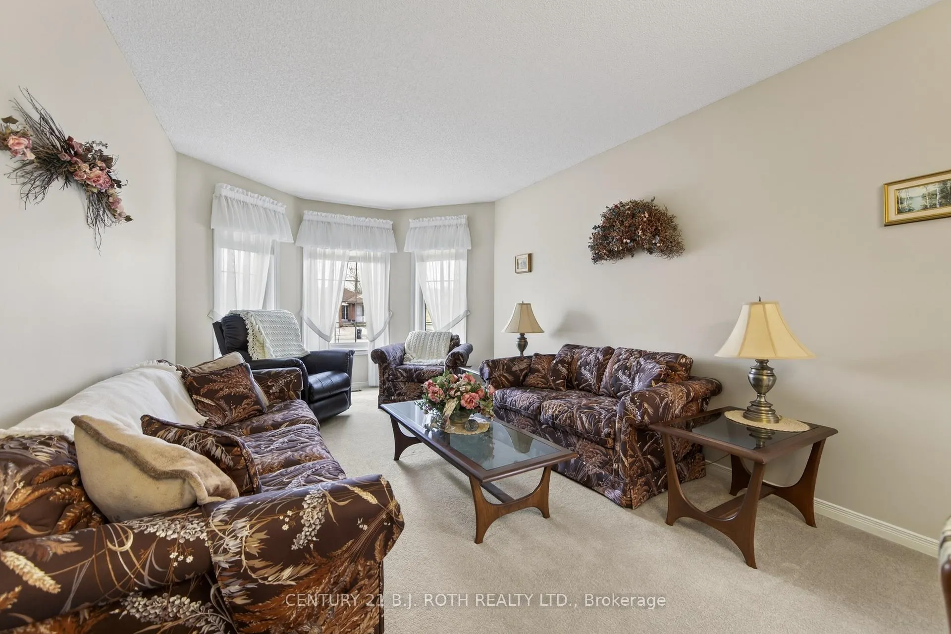 Photo 14 of 164 Livingstone Street W, Barrie, West Bayfield — HOMEH
