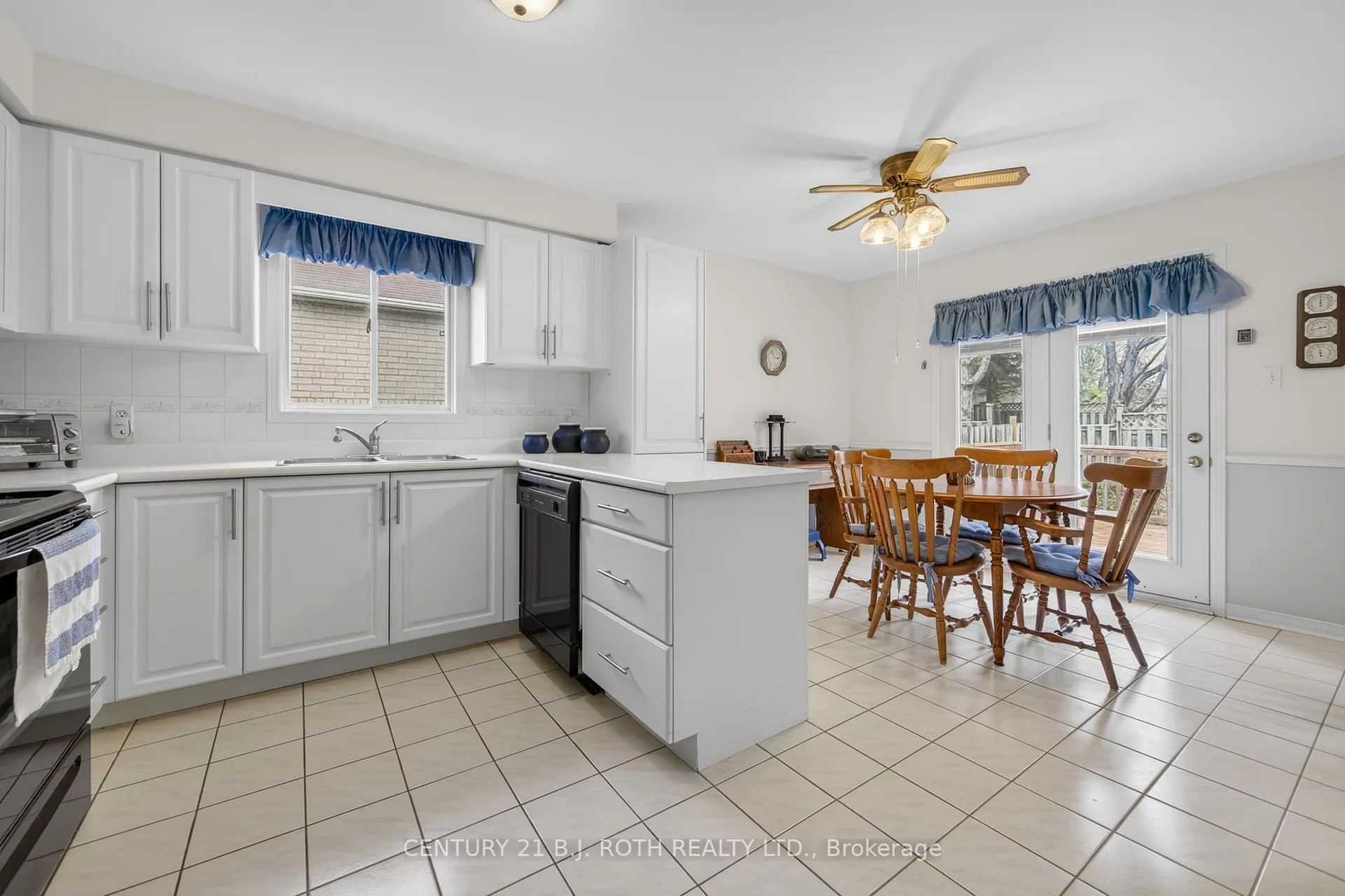 Photo 24 of 164 Livingstone Street W, Barrie, West Bayfield — HOMEH