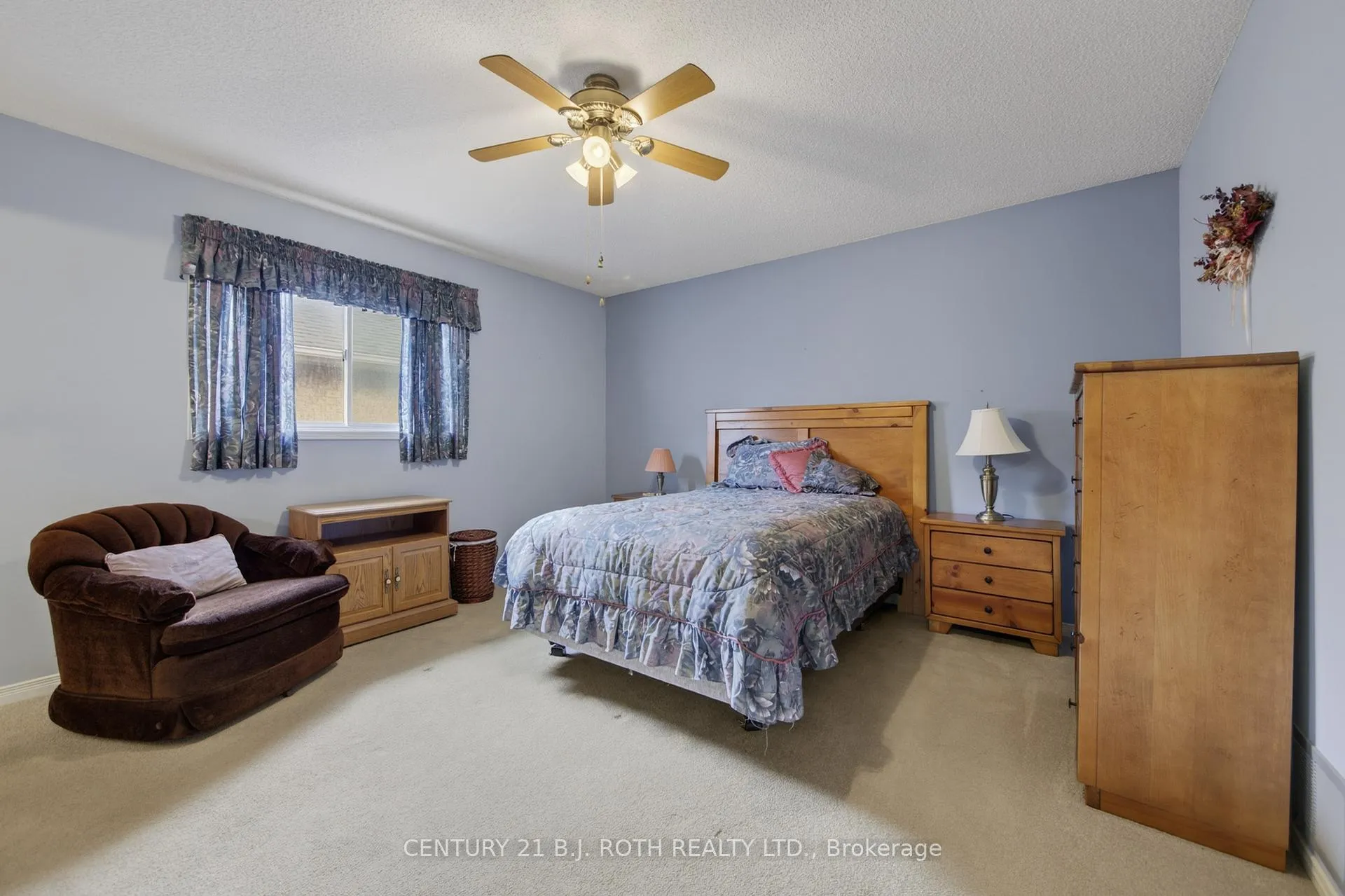 Photo 29 of 164 Livingstone Street W, Barrie, West Bayfield — HOMEH