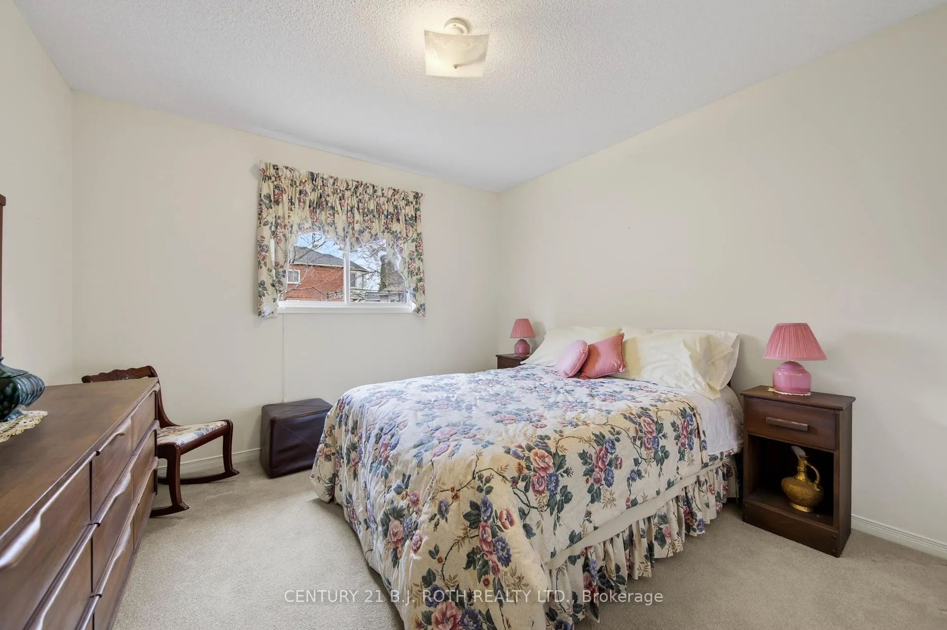 Photo 33 of 164 Livingstone Street W, Barrie, West Bayfield — HOMEH