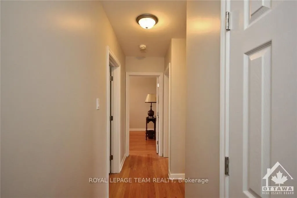Photo 6 of 1805 Forman Avenue, Ottawa, Bel Air Heights — HOMEH