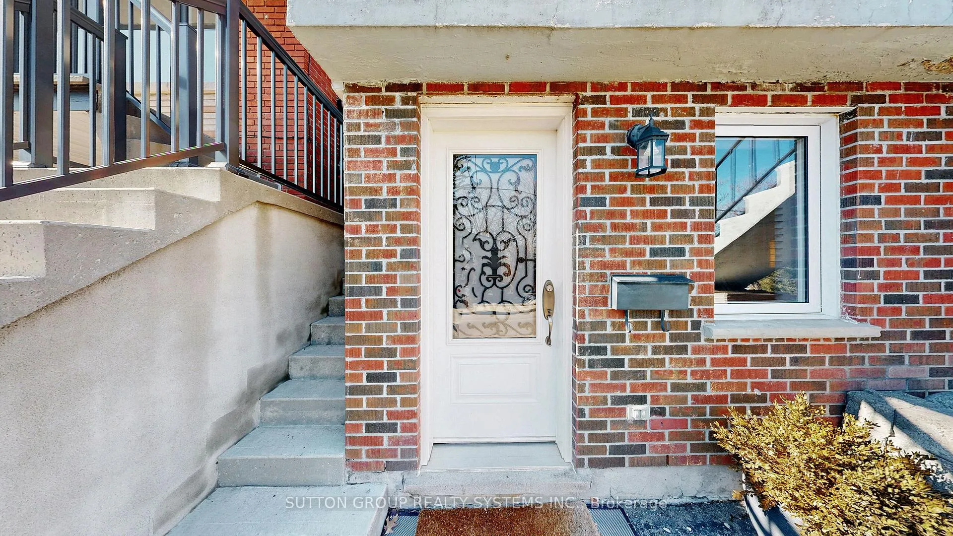 Photo 11 of 38 Donald Avenue, Toronto, Keelesdale-Eglinton West — HOMEH