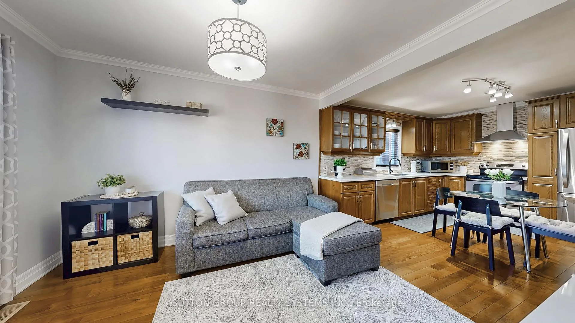 Photo 14 of 38 Donald Avenue, Toronto, Keelesdale-Eglinton West — HOMEH