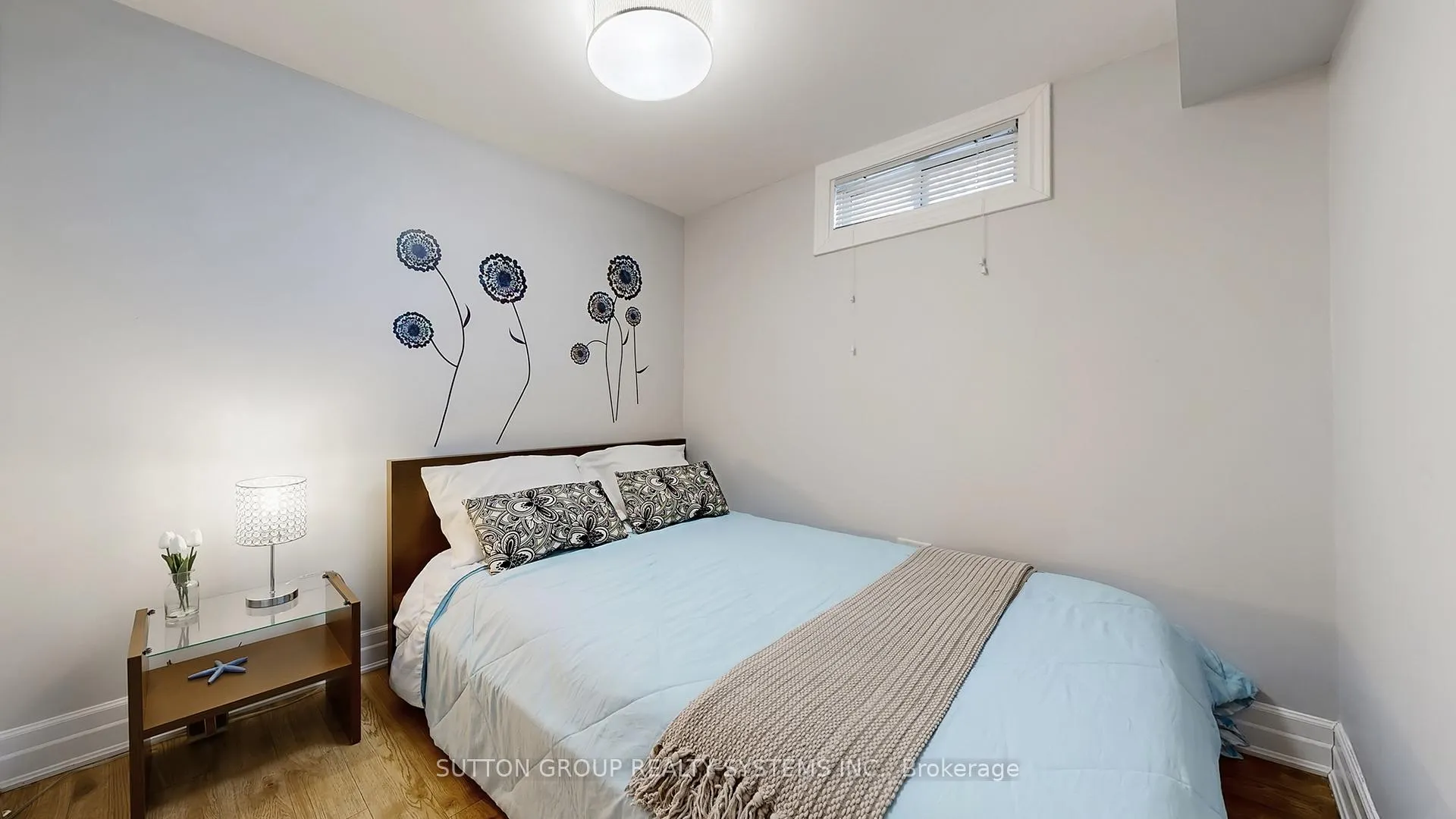 Photo 30 of 38 Donald Avenue, Toronto, Keelesdale-Eglinton West — HOMEH