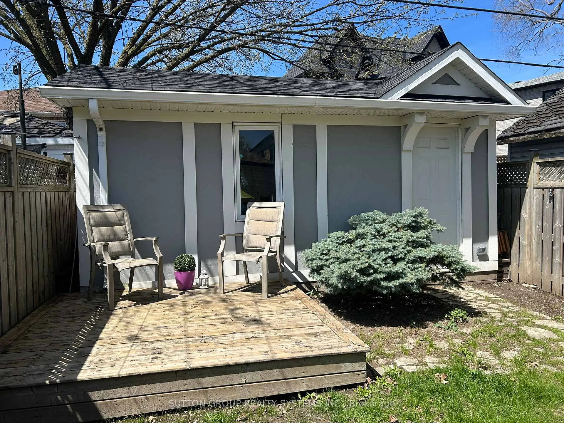 Photo 40 of 38 Donald Avenue, Toronto, Keelesdale-Eglinton West — HOMEH