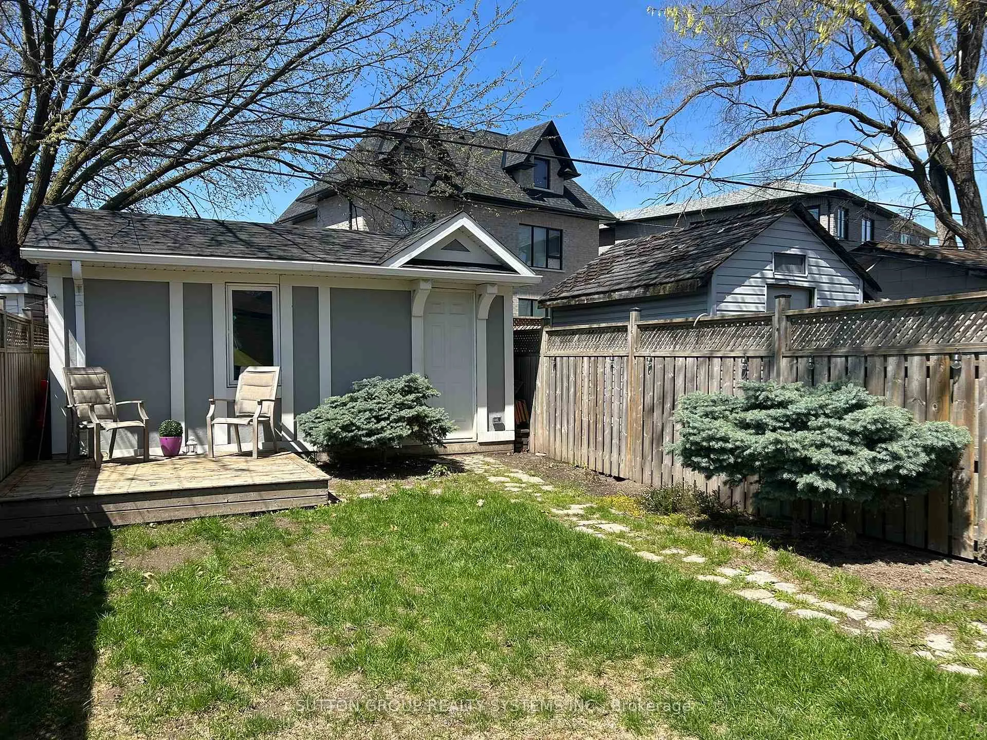 Photo 41 of 38 Donald Avenue, Toronto, Keelesdale-Eglinton West — HOMEH