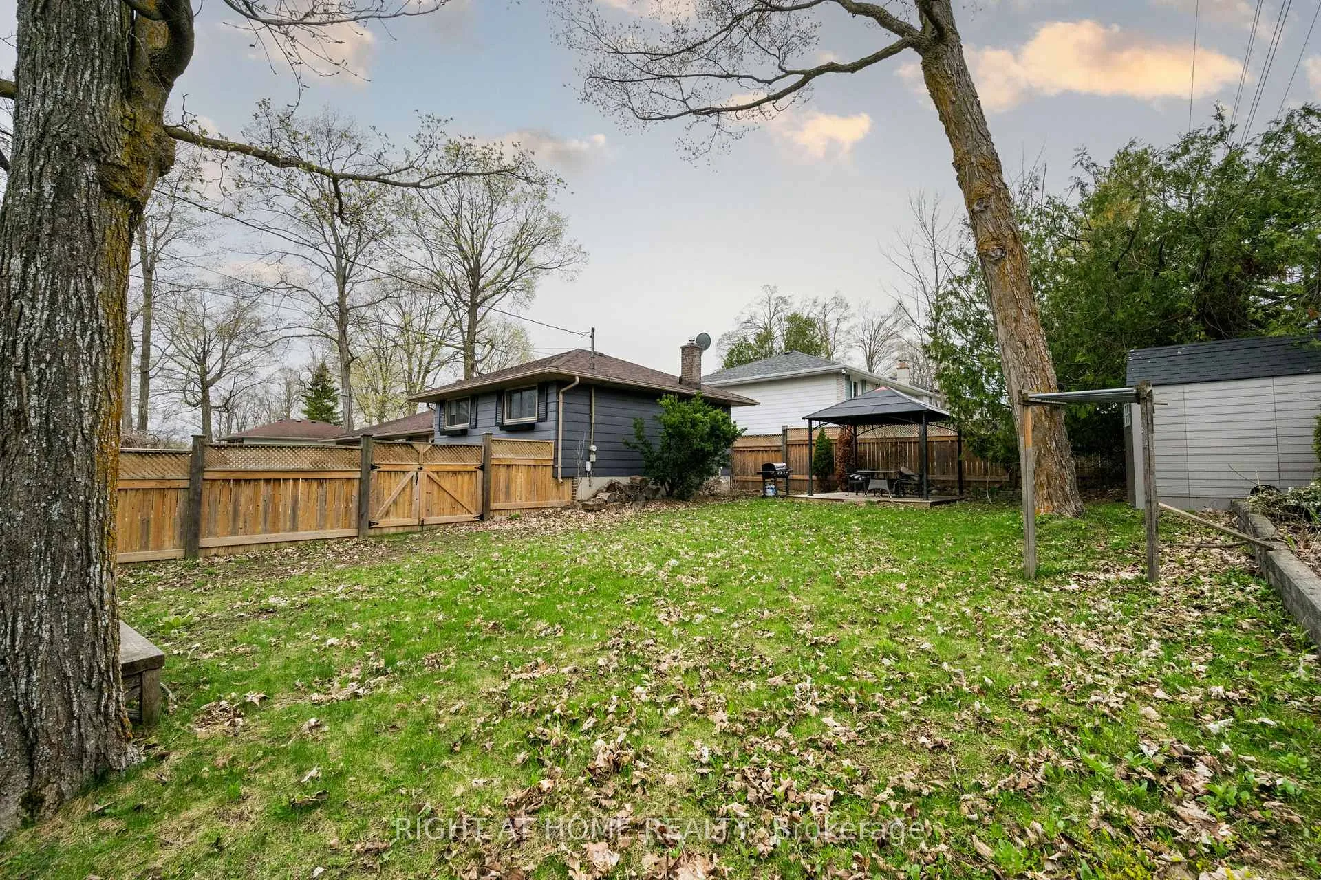 Photo 14 of 323 Lindan Avenue, Selwyn — HOMEH