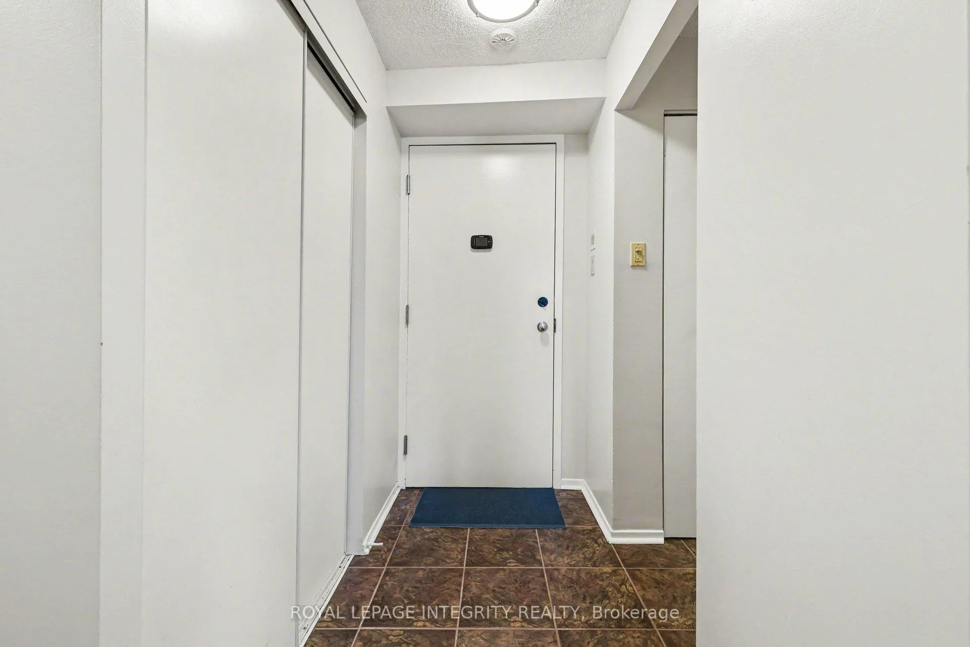 Photo 2 of Unit 928, 1025 Grenon Avenue, Ottawa, Fairfield Heights — HOMEH