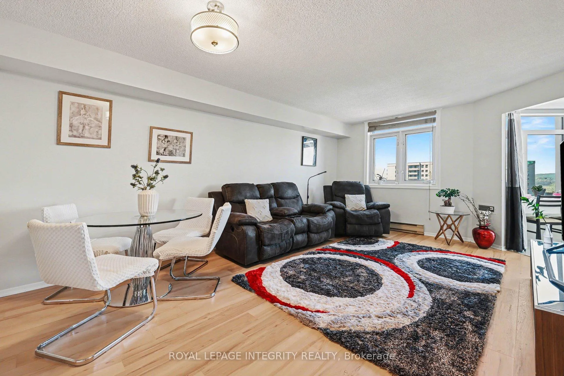 Photo 4 of Unit 928, 1025 Grenon Avenue, Ottawa, Fairfield Heights — HOMEH