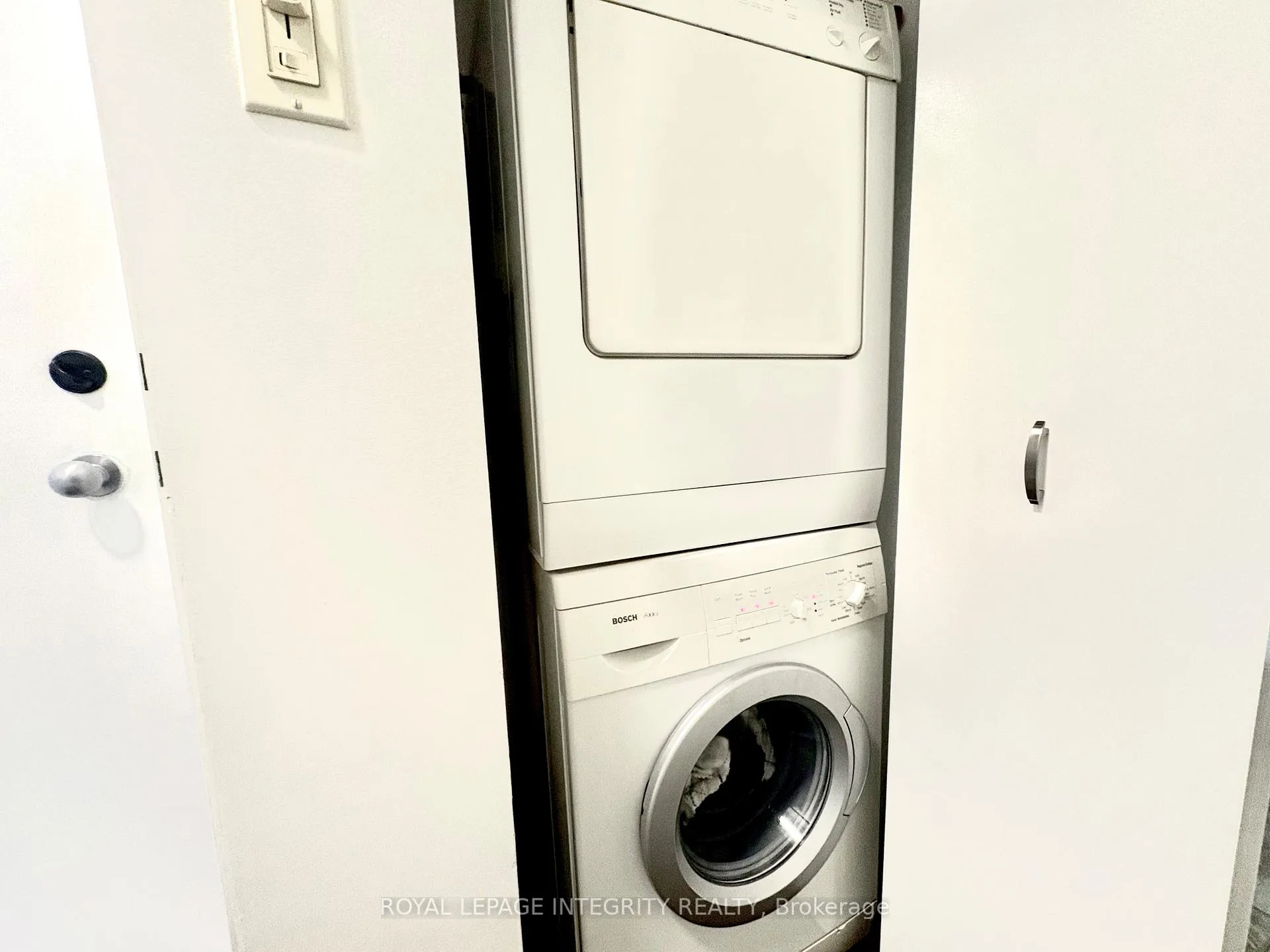 Photo 18 of Unit 928, 1025 Grenon Avenue, Ottawa, Fairfield Heights — HOMEH
