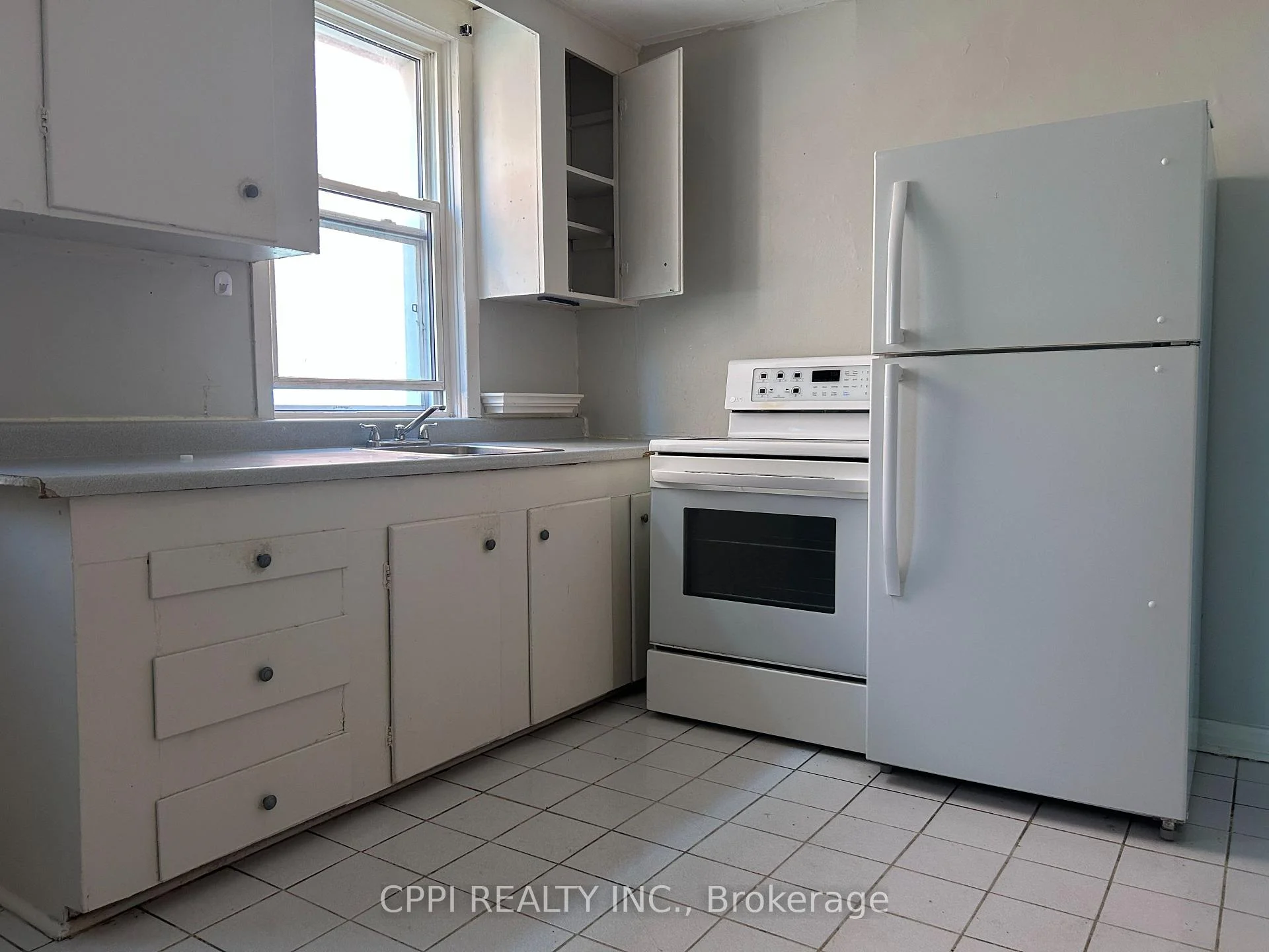 Photo 5 of Unit 201, 106 Old Kingston Road, Ajax, Central West — HOMEH