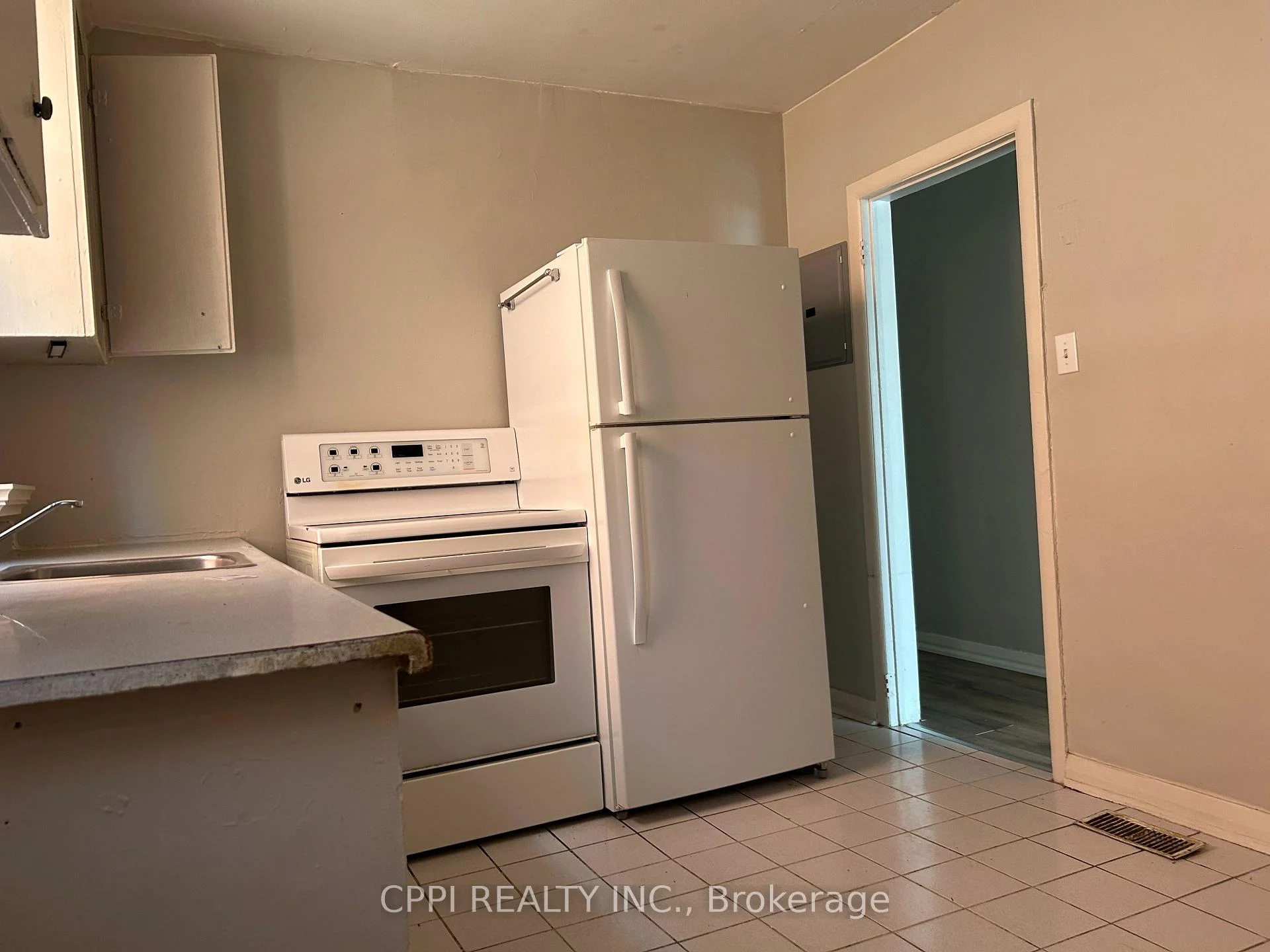 Photo 6 of Unit 201, 106 Old Kingston Road, Ajax, Central West — HOMEH