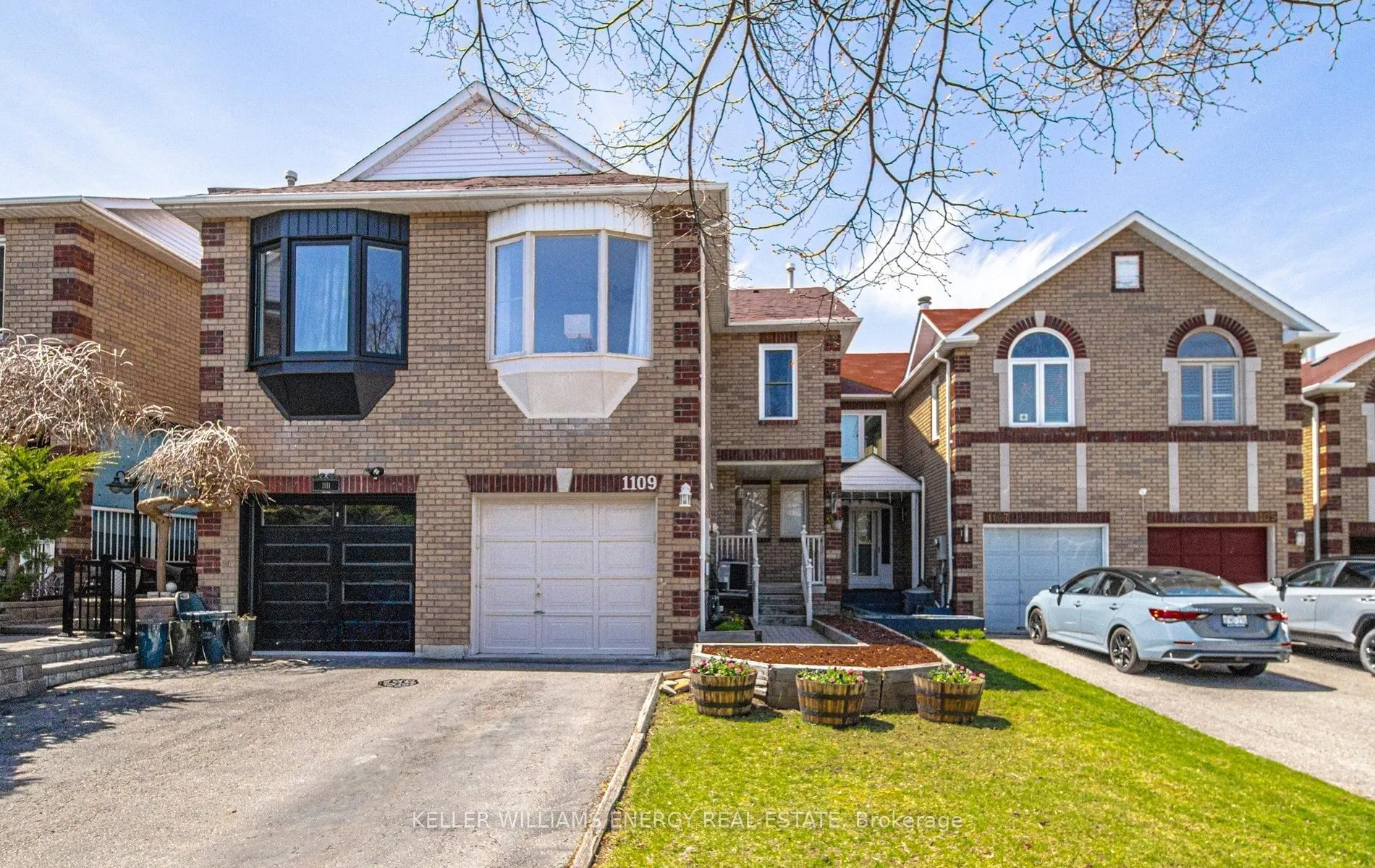 Photo 2 of 1109 Glen Eden Court, Pickering, Liverpool — HOMEH