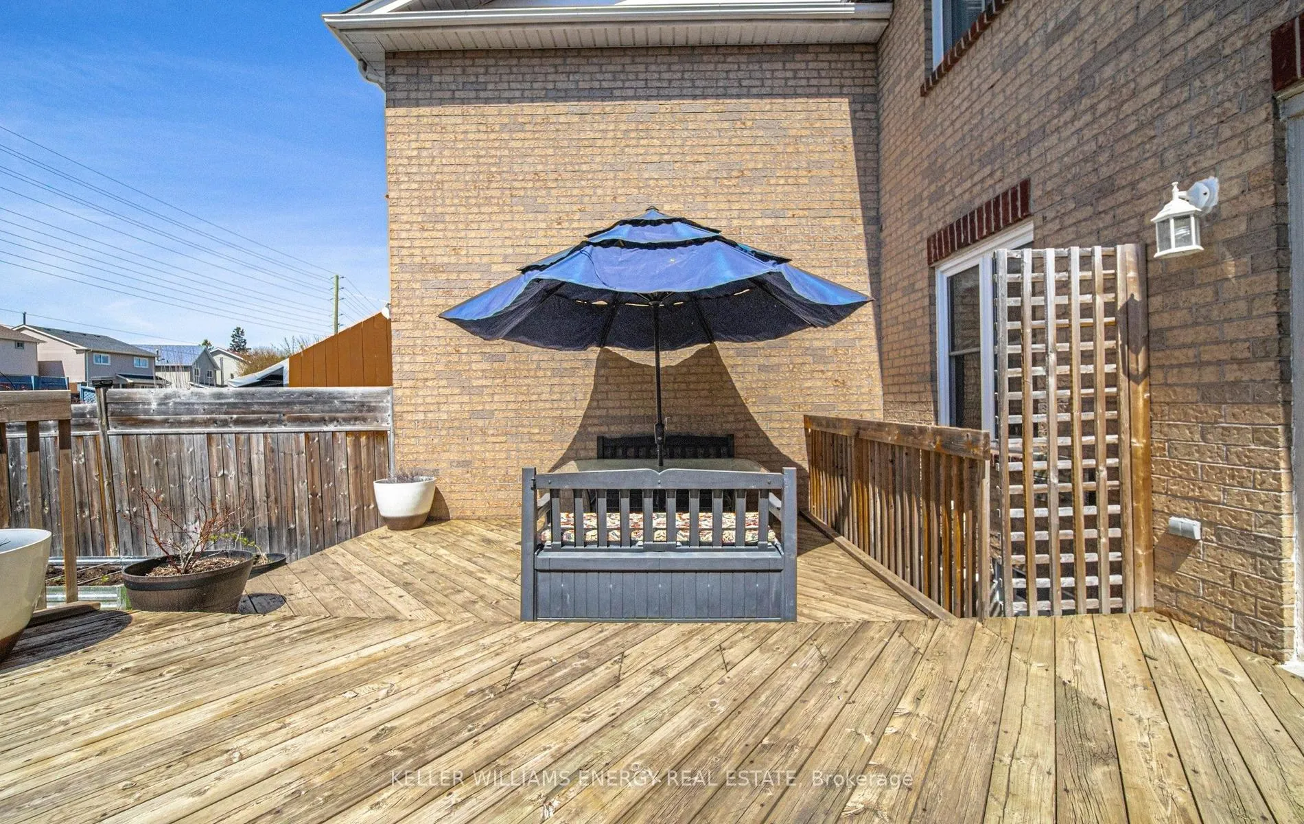 Photo 6 of 1109 Glen Eden Court, Pickering, Liverpool — HOMEH