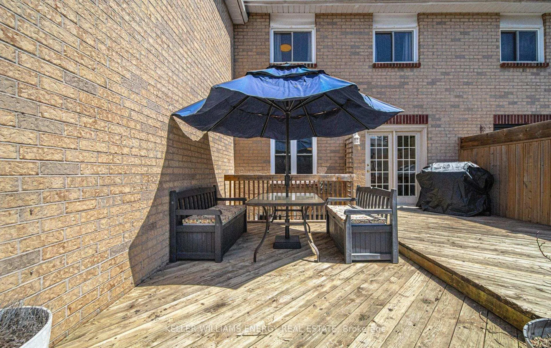 Photo 7 of 1109 Glen Eden Court, Pickering, Liverpool — HOMEH