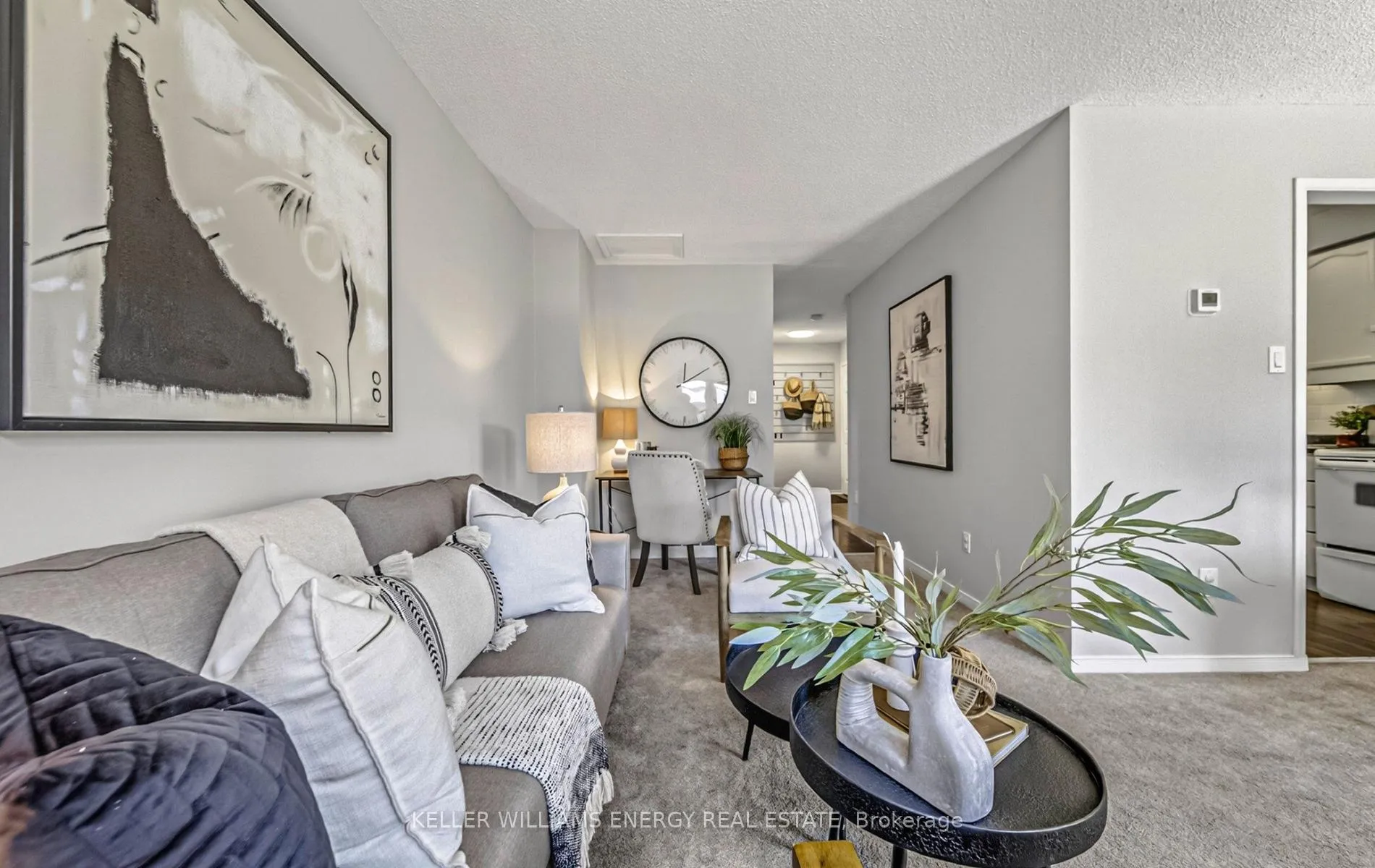 Photo 21 of 1109 Glen Eden Court, Pickering, Liverpool — HOMEH