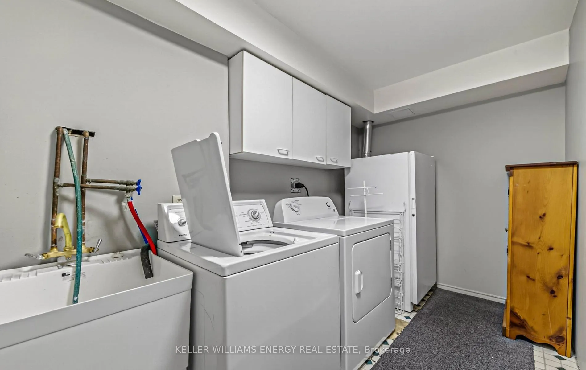 Photo 40 of 1109 Glen Eden Court, Pickering, Liverpool — HOMEH