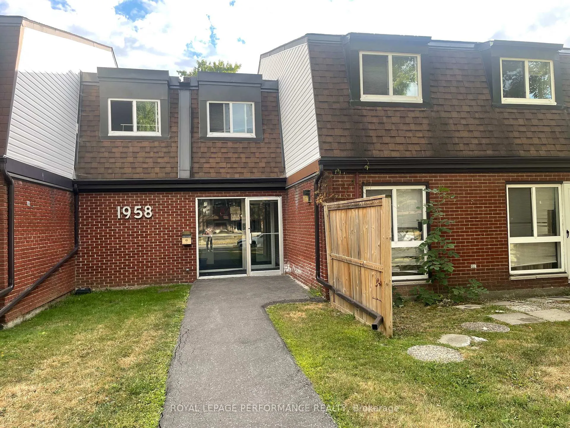 Photo 1 of Unit 25J, 1958 Jasmine Crescent E, Ottawa, Beacon Hill South — HOMEH