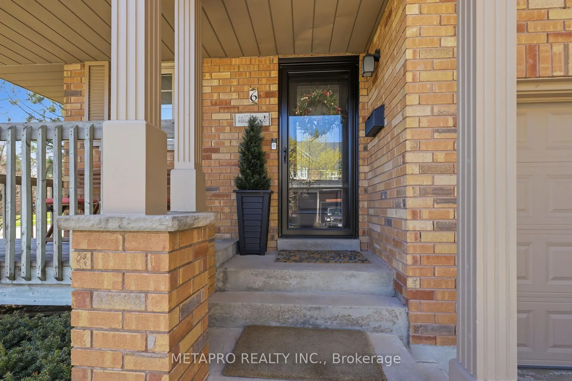 Photo 4 of Unit 6, 2880 Headon Forest Drive, Burlington, Headon — HOMEH