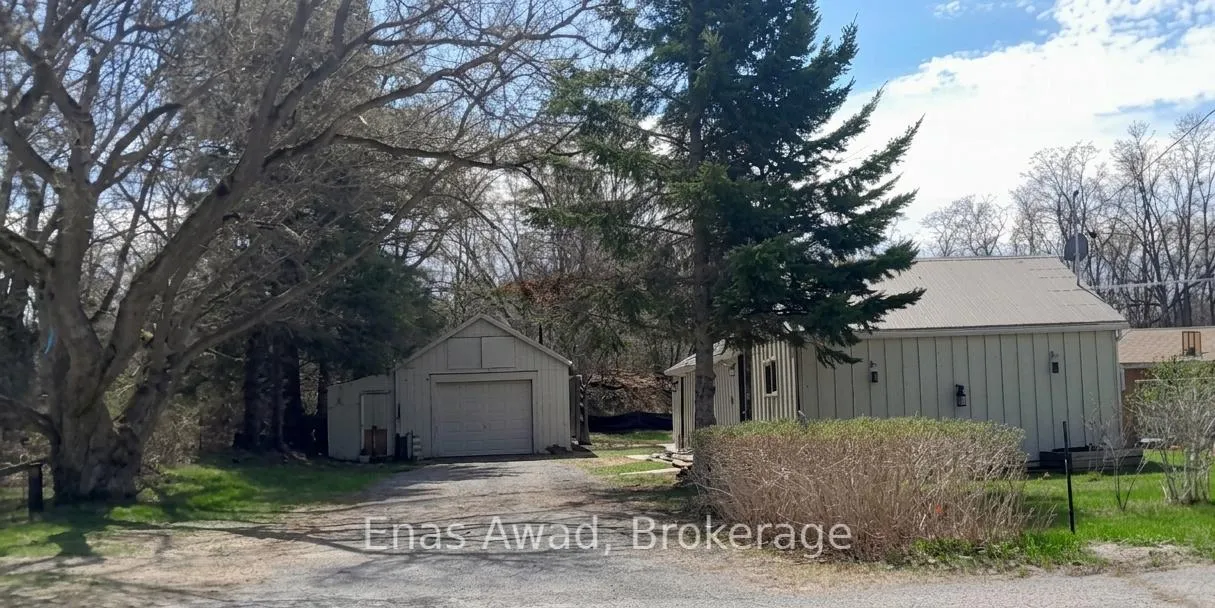 Photo 21 of 83 County Rd 1, Prince Edward County, Hallowell Ward — HOMEH